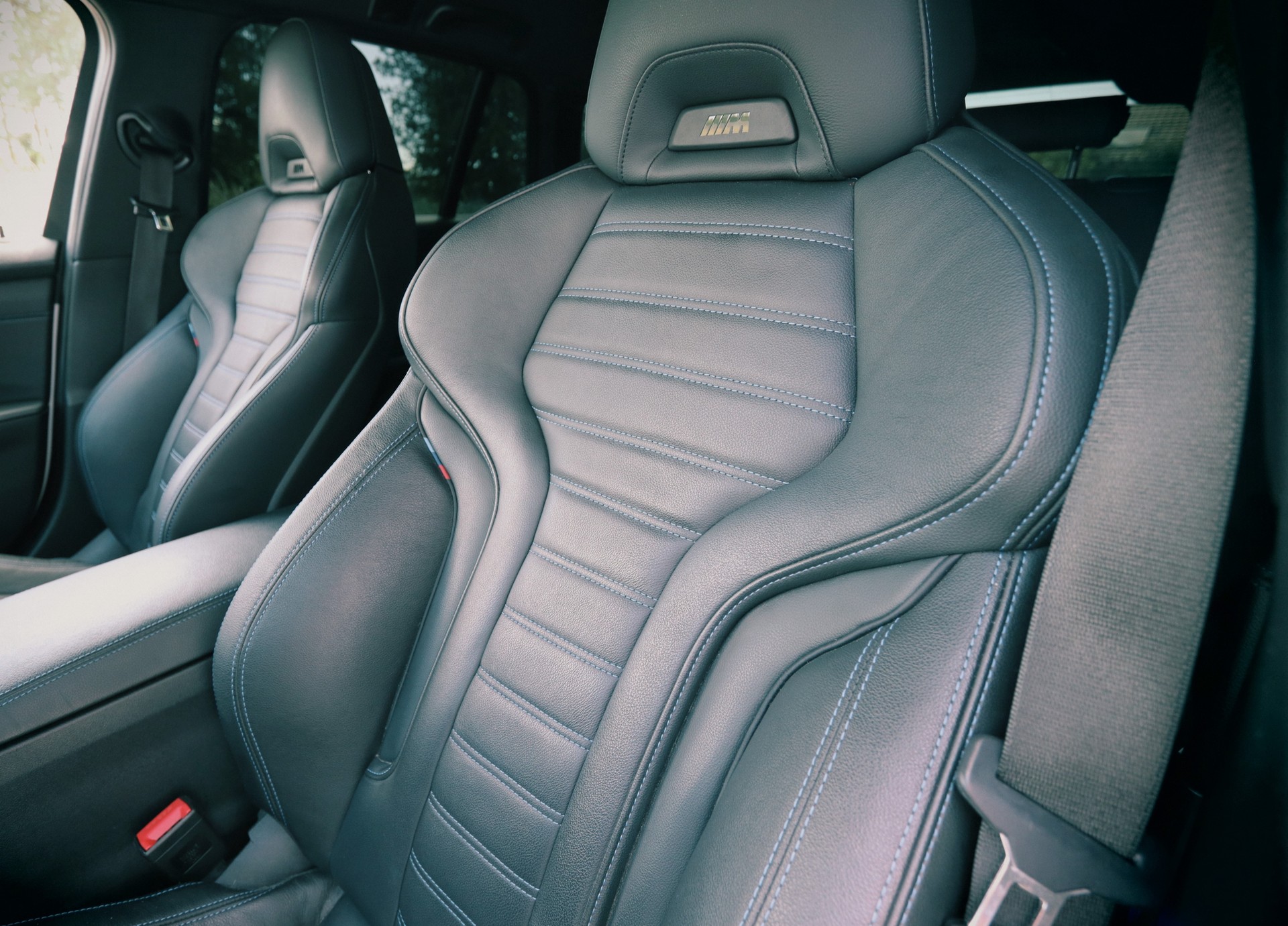 BMW M340i xDrive 48V Touring Steptronic-image-23