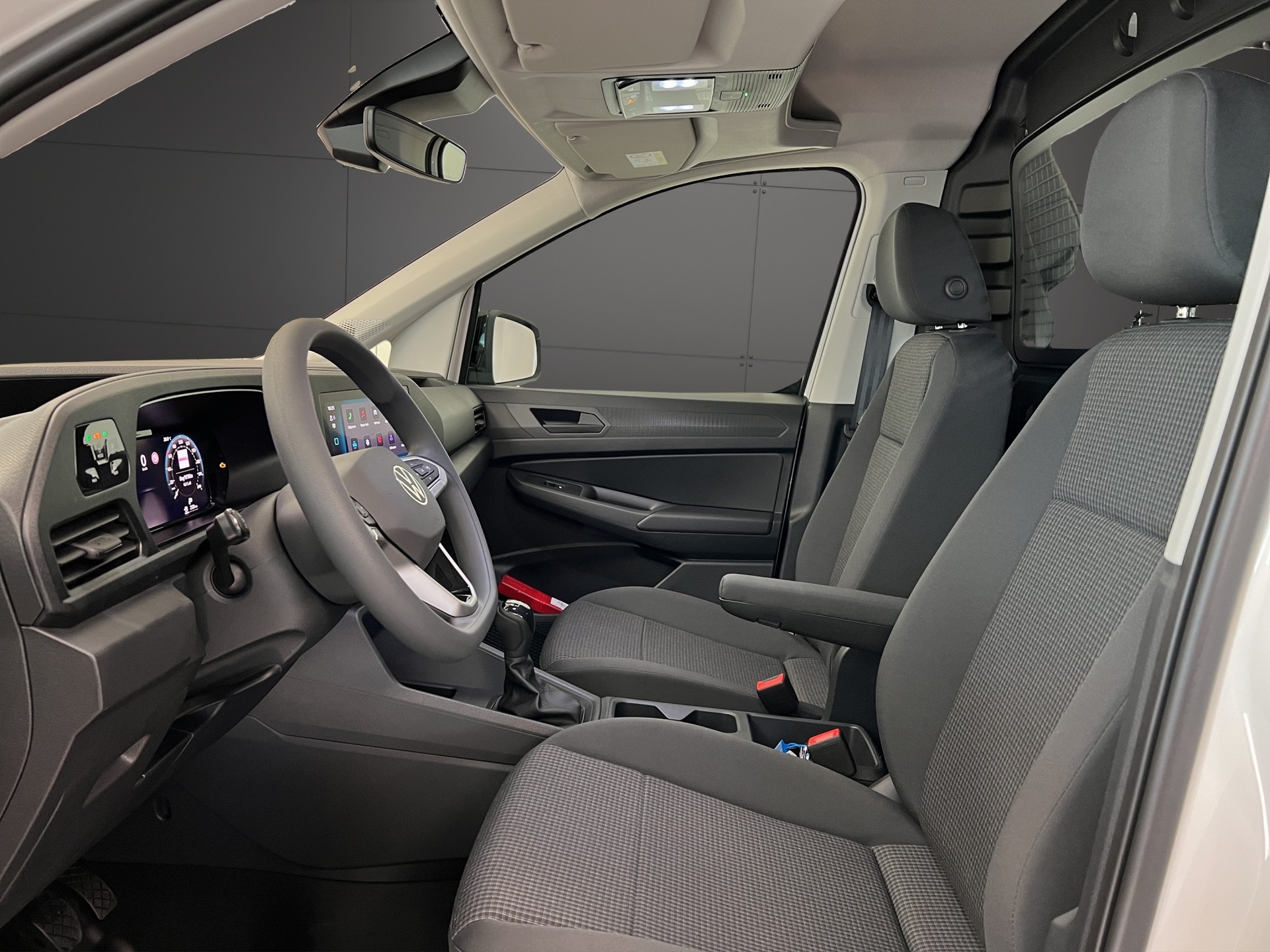 VW Caddy Cargo 1.5 TSI Entry-image-4