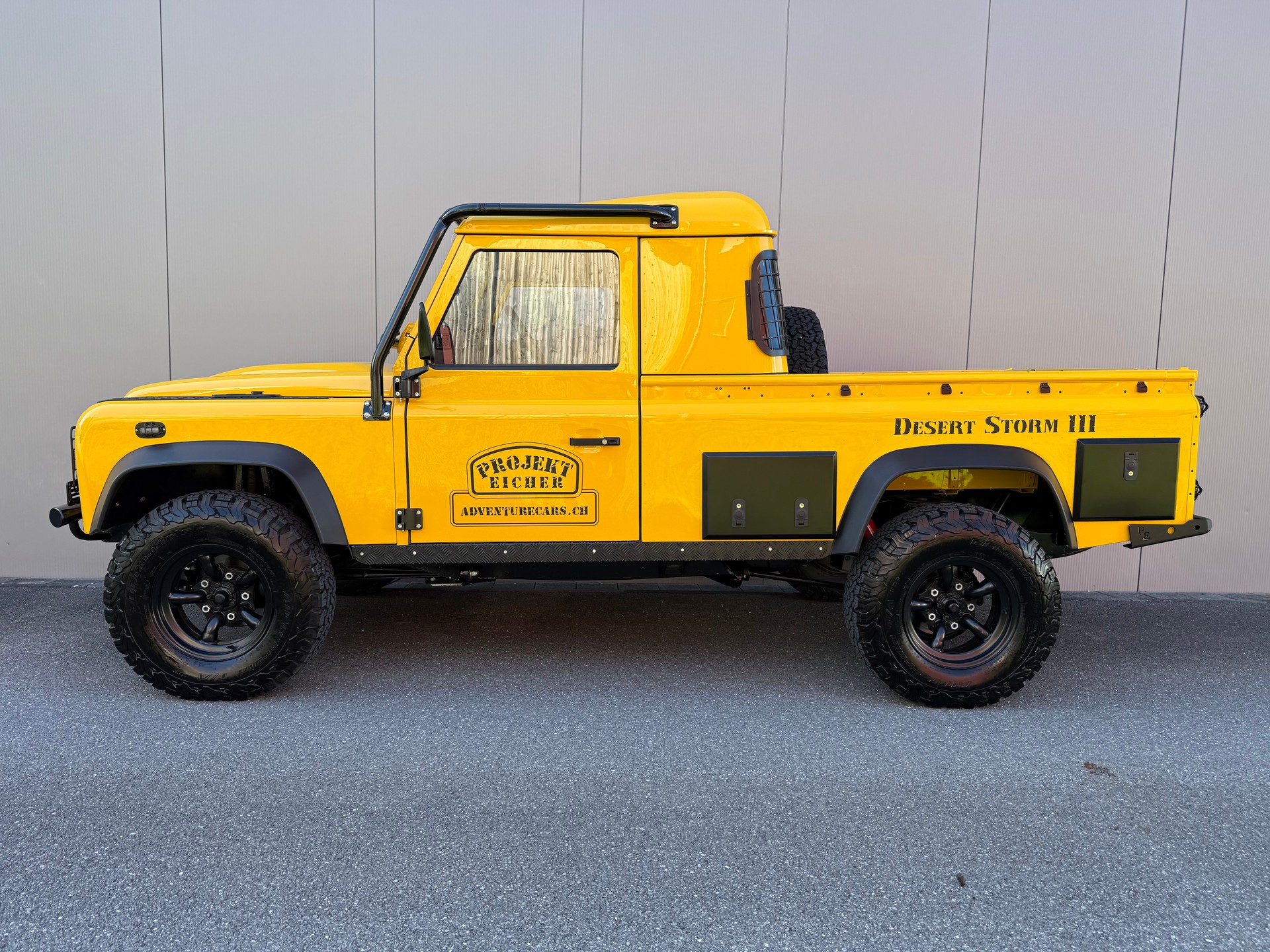 LAND ROVER Defender 110 TD4 KingCab PickUp-image-1