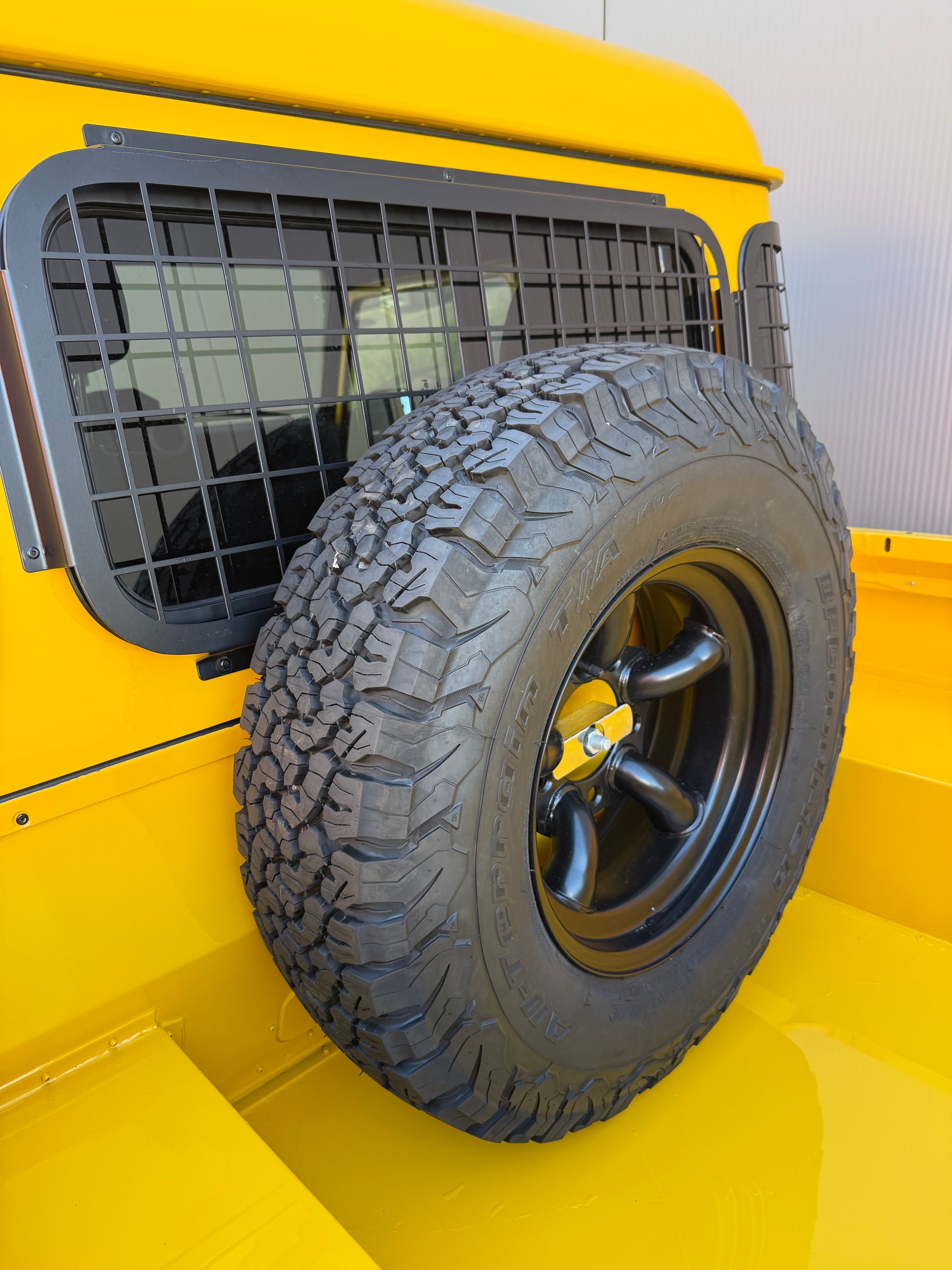 LAND ROVER Defender 110 TD4 KingCab PickUp-image-22