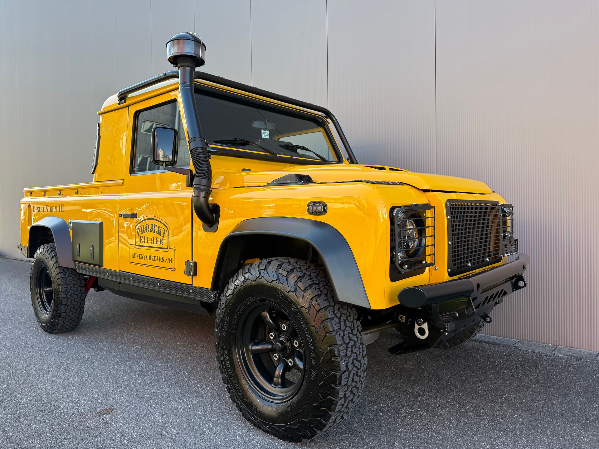 LAND ROVER Defender 110 TD4 KingCab PickUp-image-3