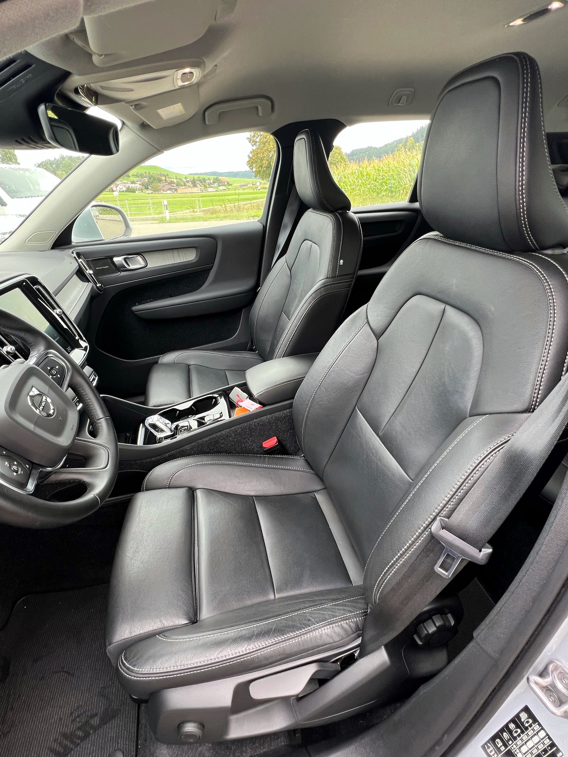 VOLVO XC40 T5 TwE Inscription Expression DCT-image-6