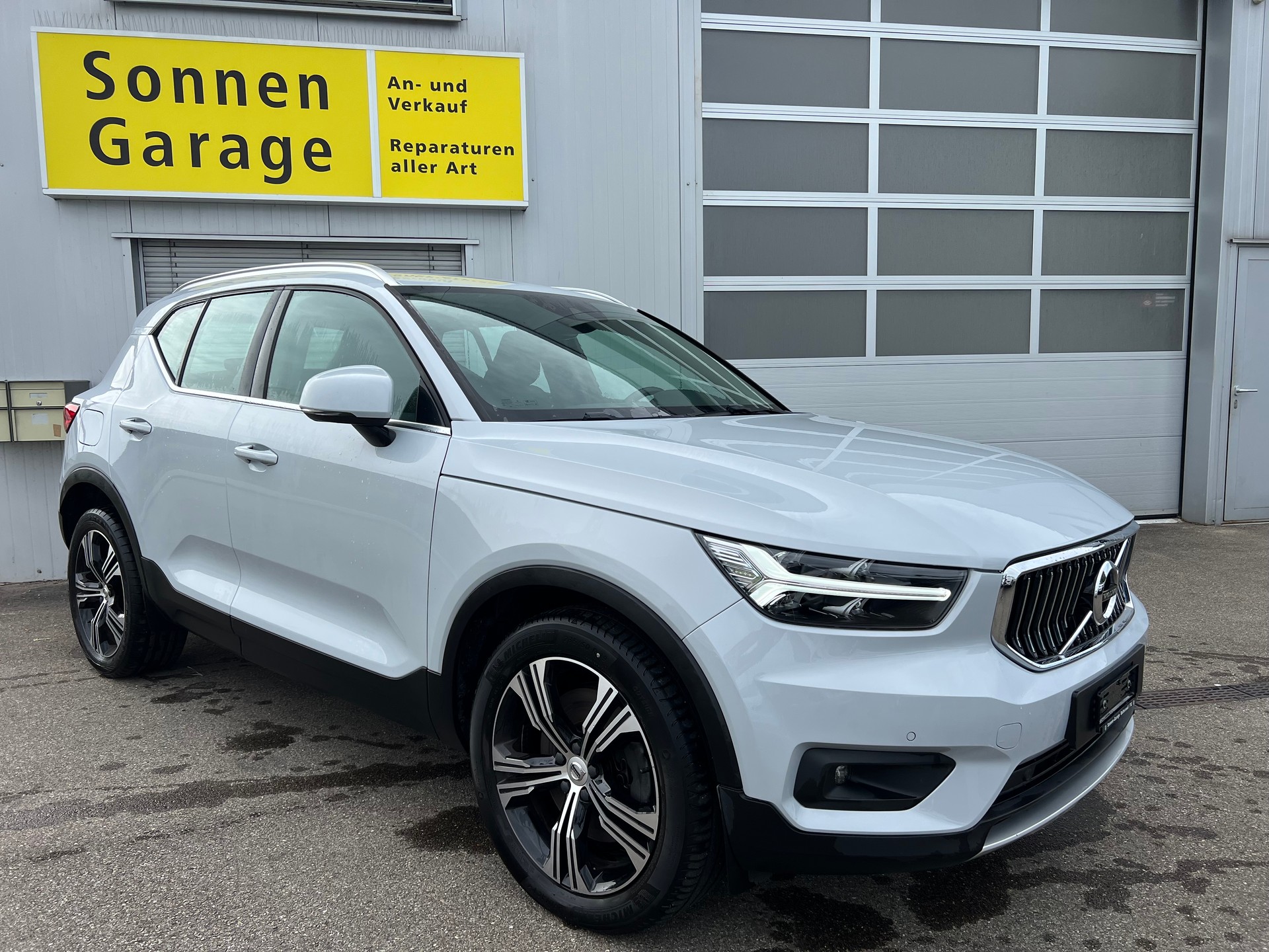 VOLVO XC40 T5 TwE Inscription Expression DCT-image-2