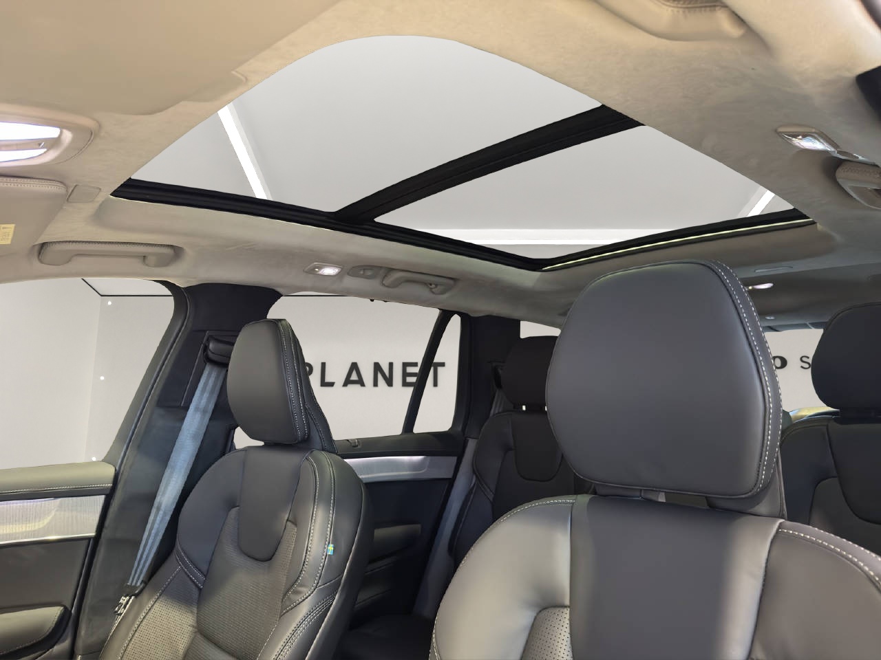 VOLVO XC90 2.0 T8 TE Ultra Dark eAWD-image-13