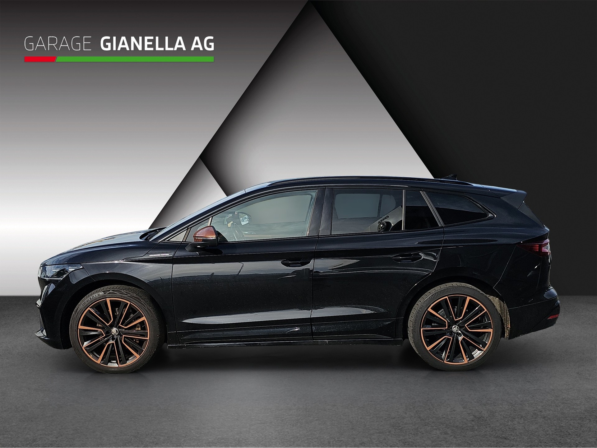SKODA Enyaq iV 80x Founders Edition-showroom-element-1