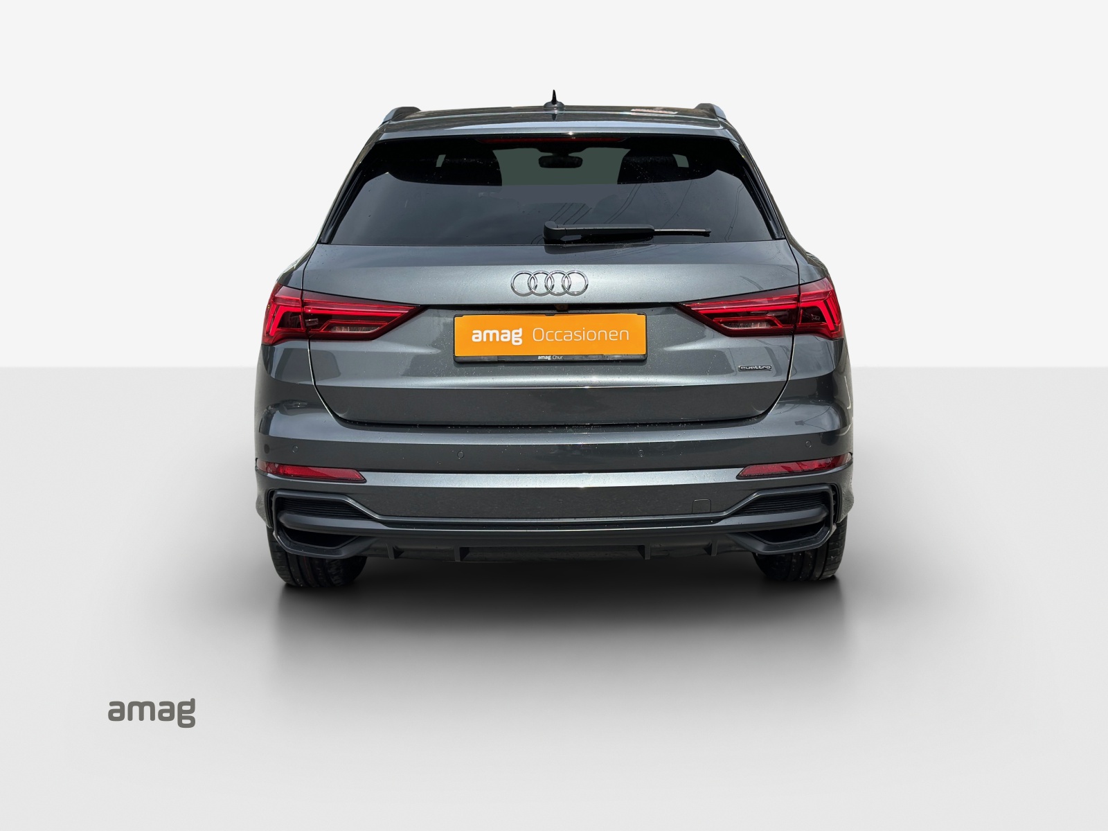 AUDI Q3 35 TDI S line Attraction quattro S-tronic-image-3