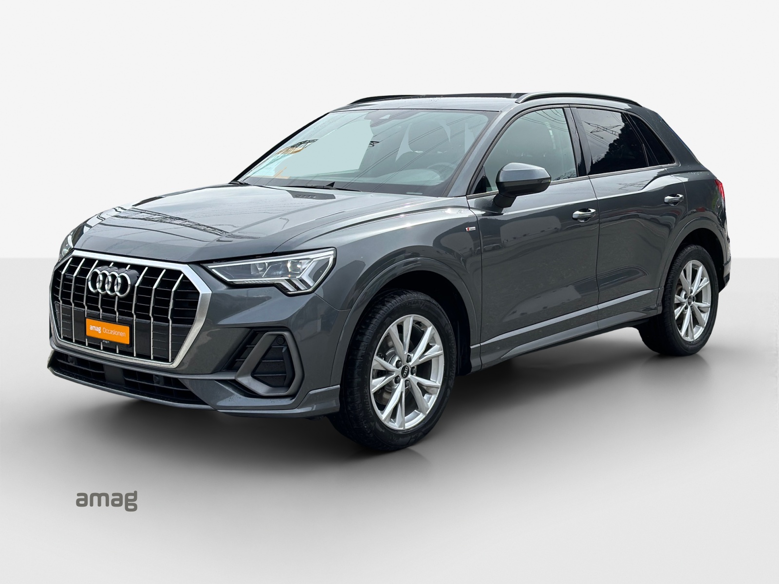 AUDI Q3 35 TDI S line Attraction quattro S-tronic-image-0