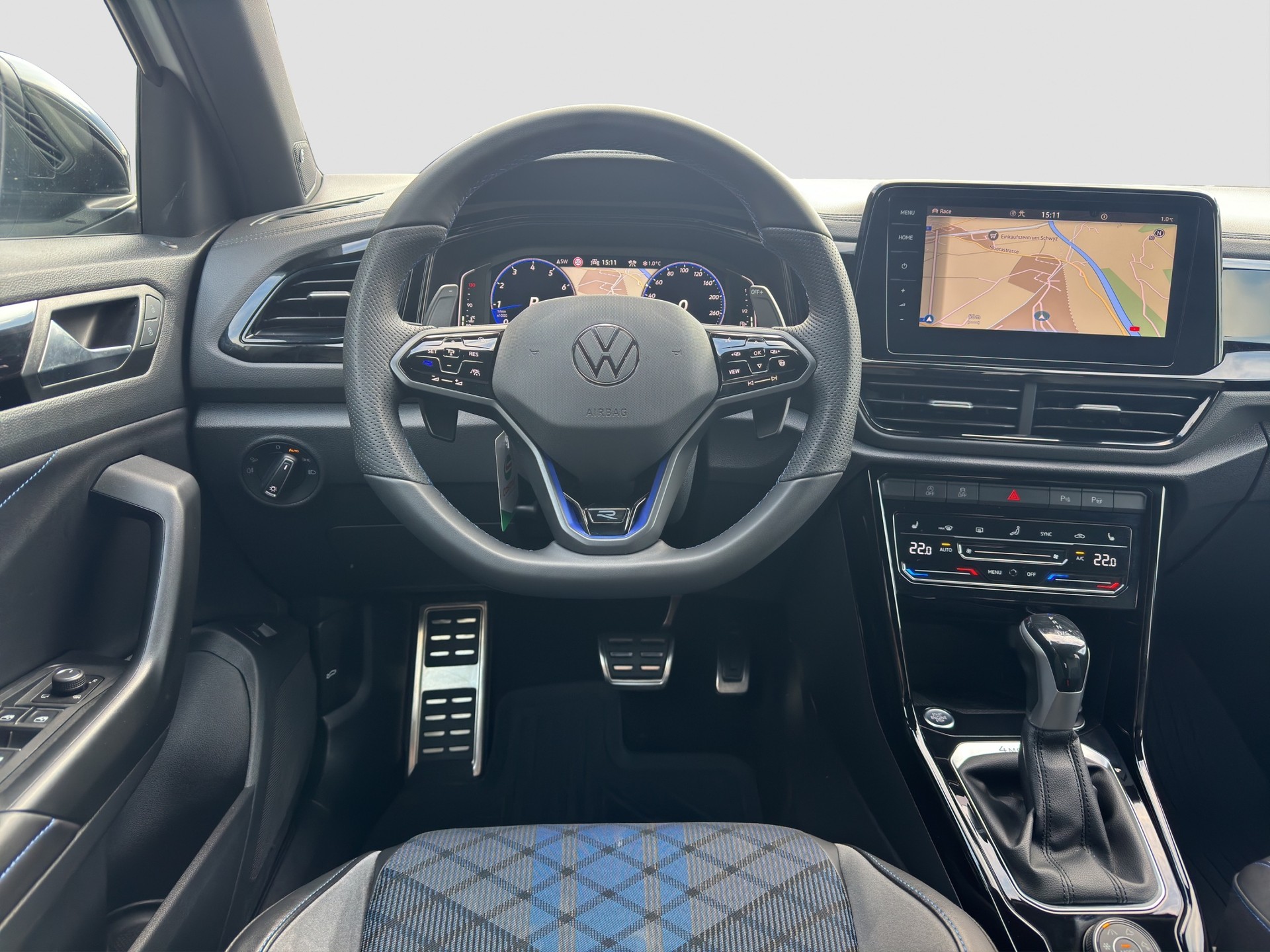 VW T-Roc 2.0 TSI R DSG 4Motion-image-6