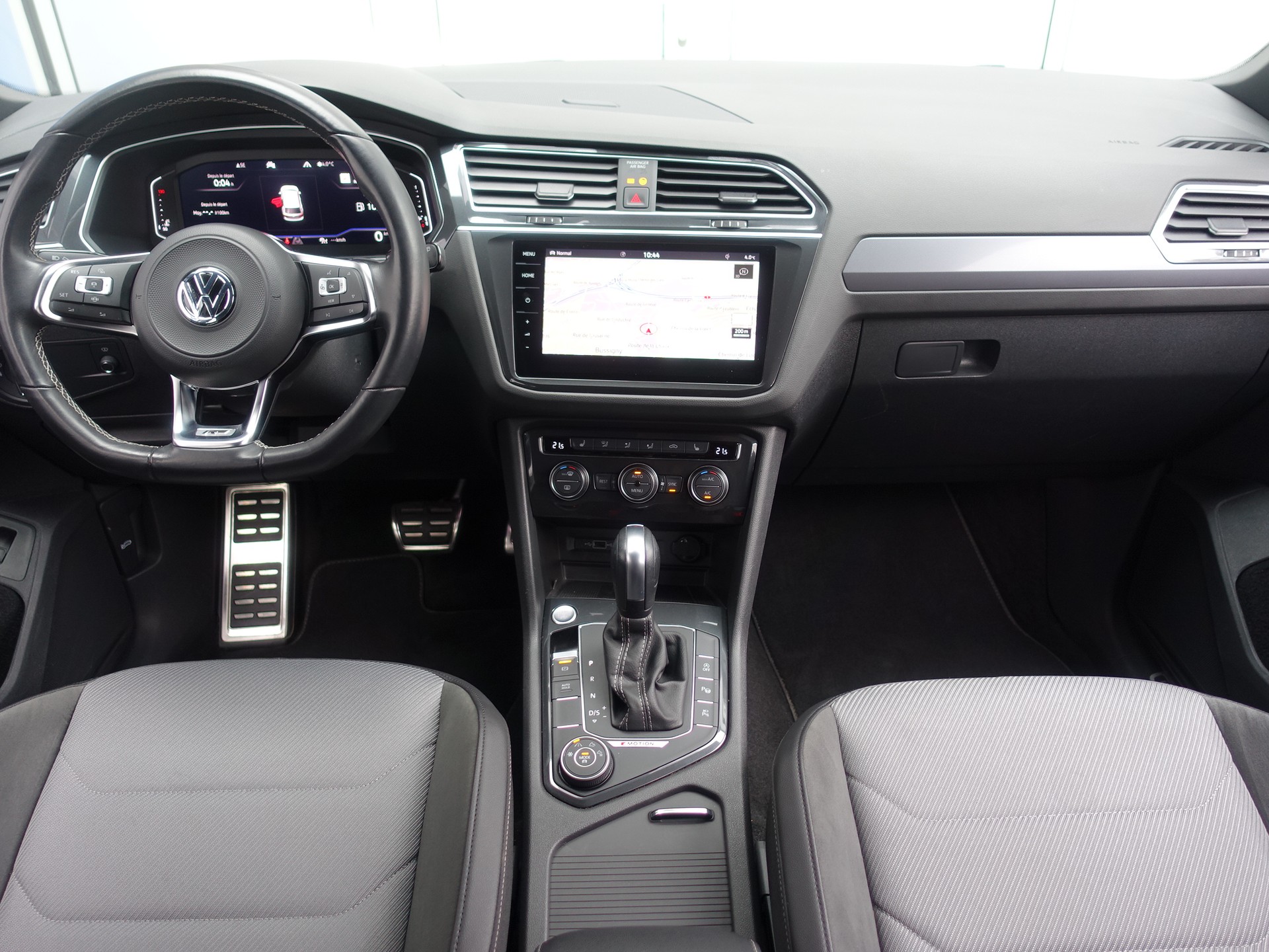 VW Tiguan 2.0TSI Highline 4Motion DSG-image-10