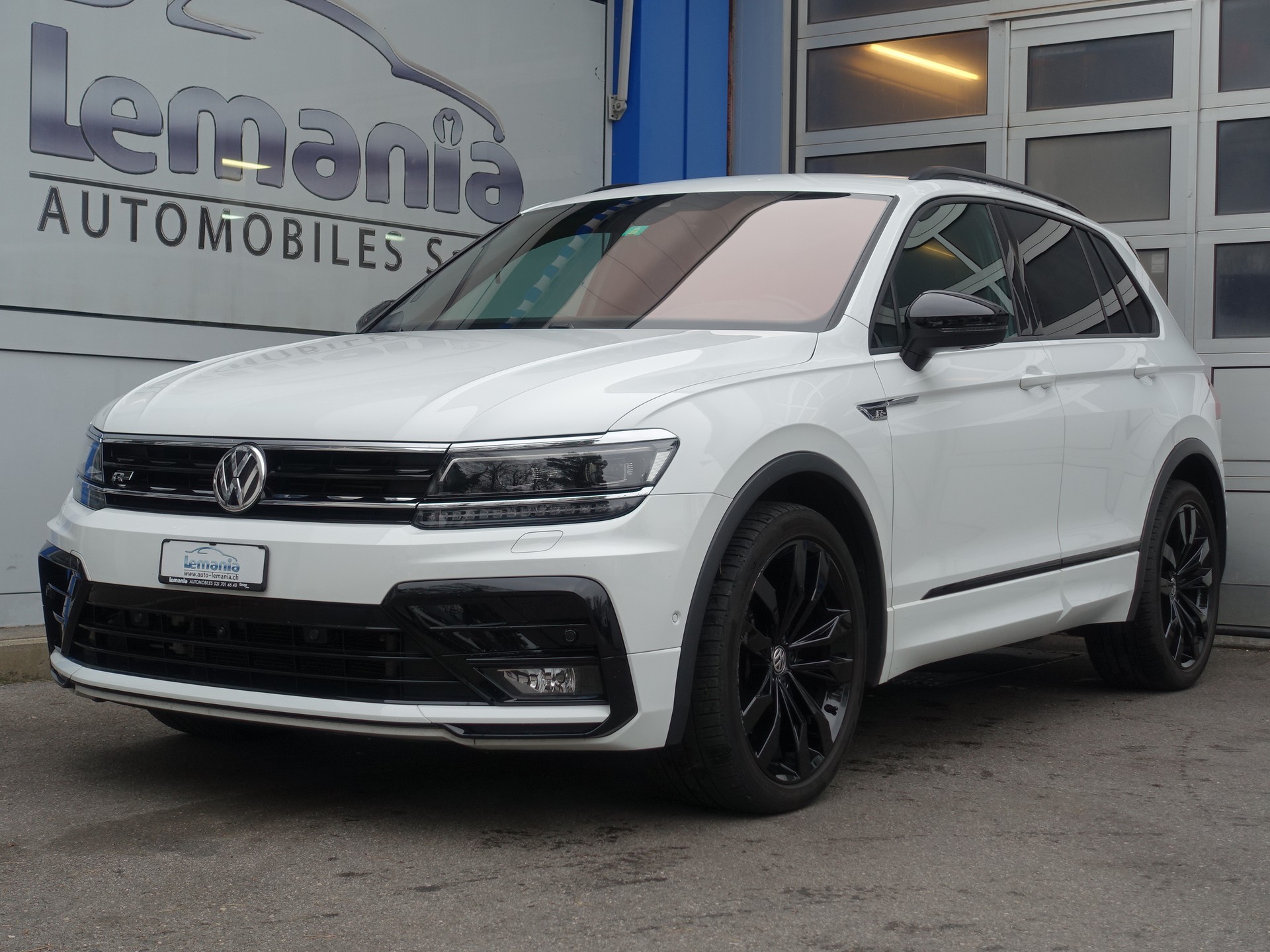 VW Tiguan 2.0TSI Highline 4Motion DSG-image-1