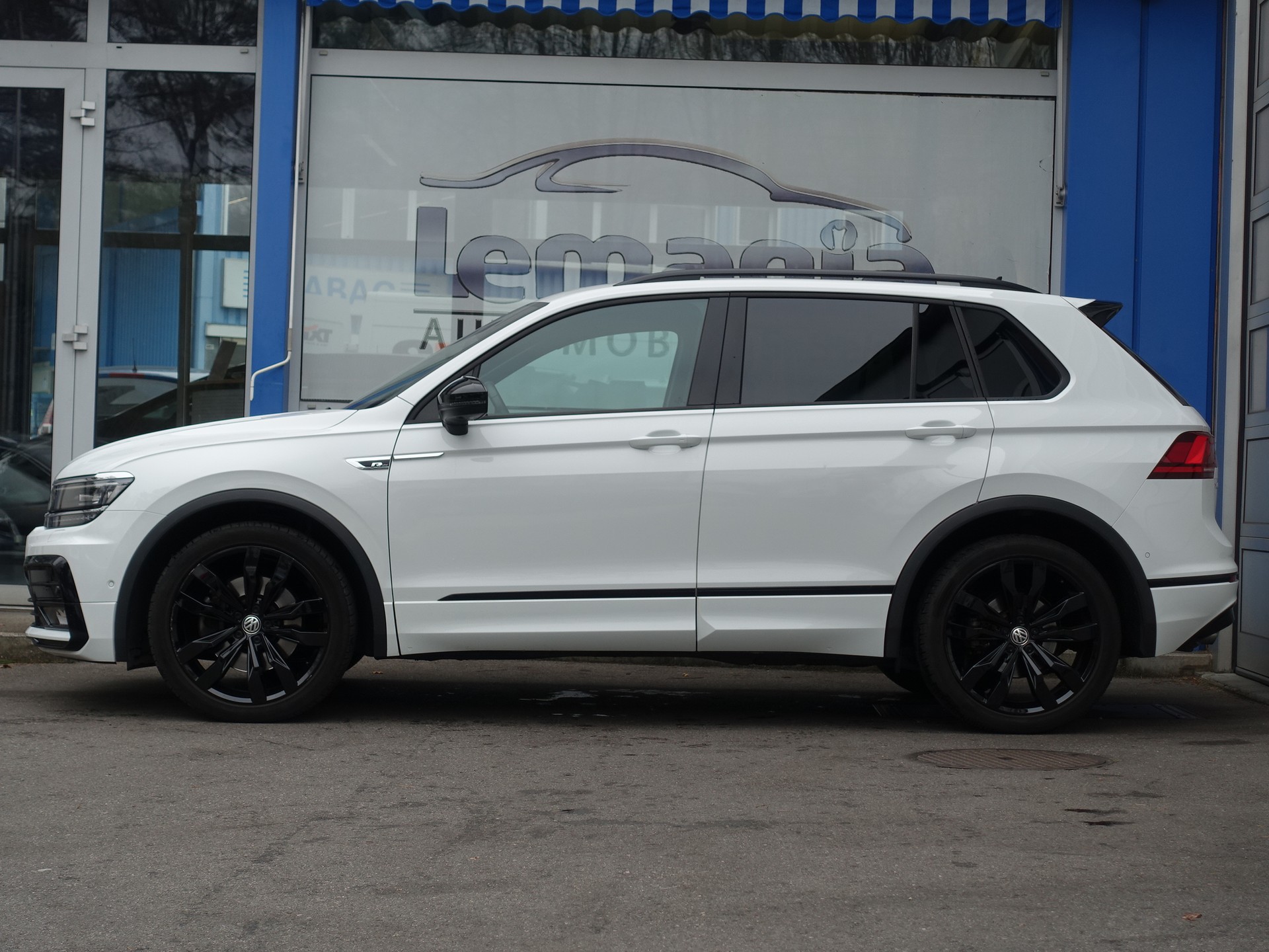 VW Tiguan 2.0TSI Highline 4Motion DSG-image-6