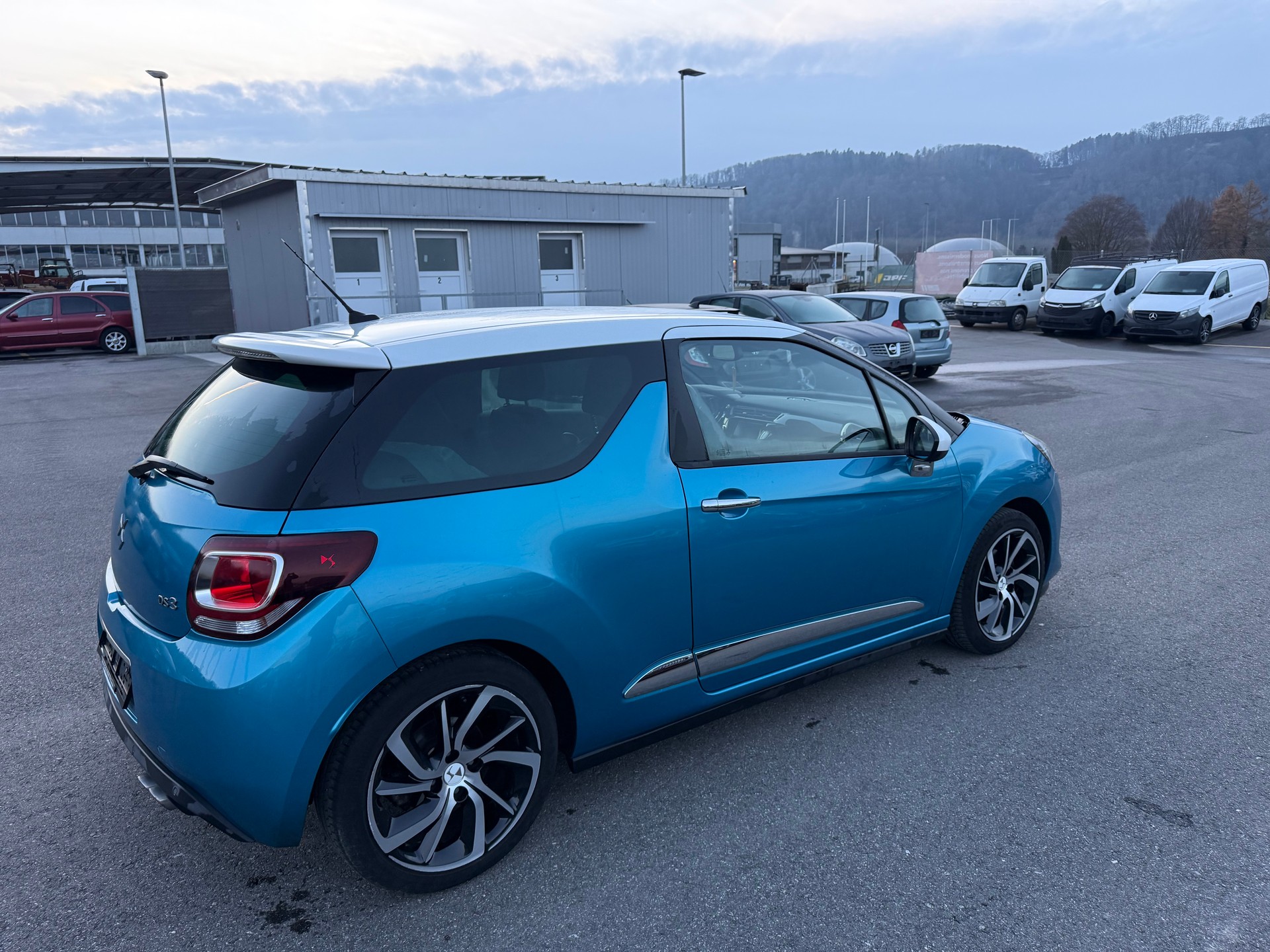 DS AUTOMOBILES DS 3 1.2 PureTech Sport Chic-image-10