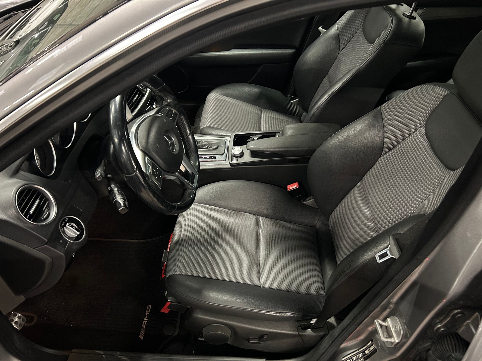 MERCEDES-BENZ C 300 CDI Avantgarde 4Matic 7G-Tronic-image-10