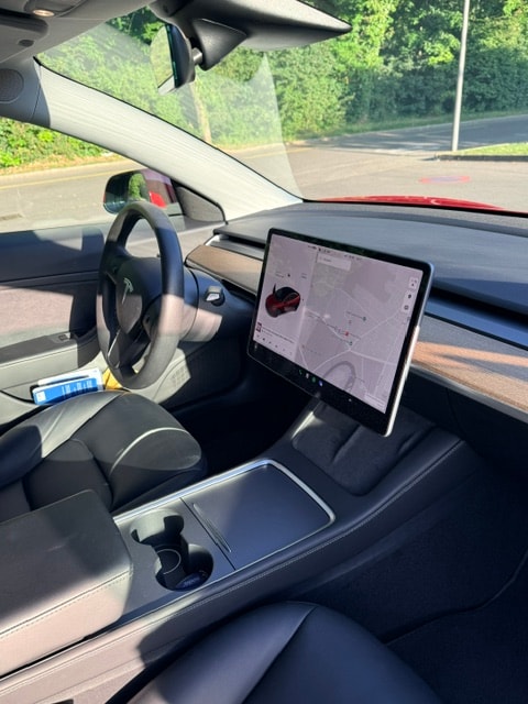TESLA Model 3 Performance Dual Motor AWD-image-15
