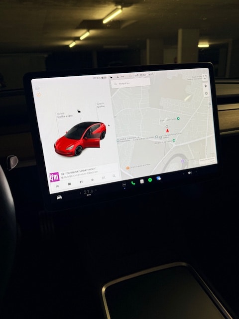 TESLA Model 3 Performance Dual Motor AWD-image-11