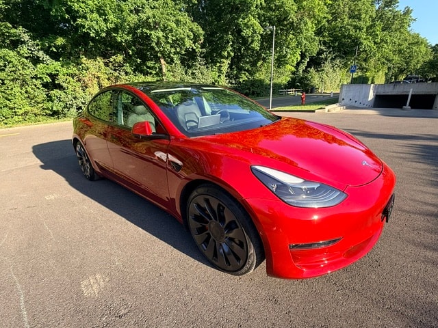 TESLA Model 3 Performance Dual Motor AWD-image-3