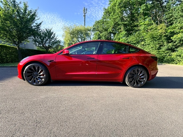 TESLA Model 3 Performance Dual Motor AWD-image-0
