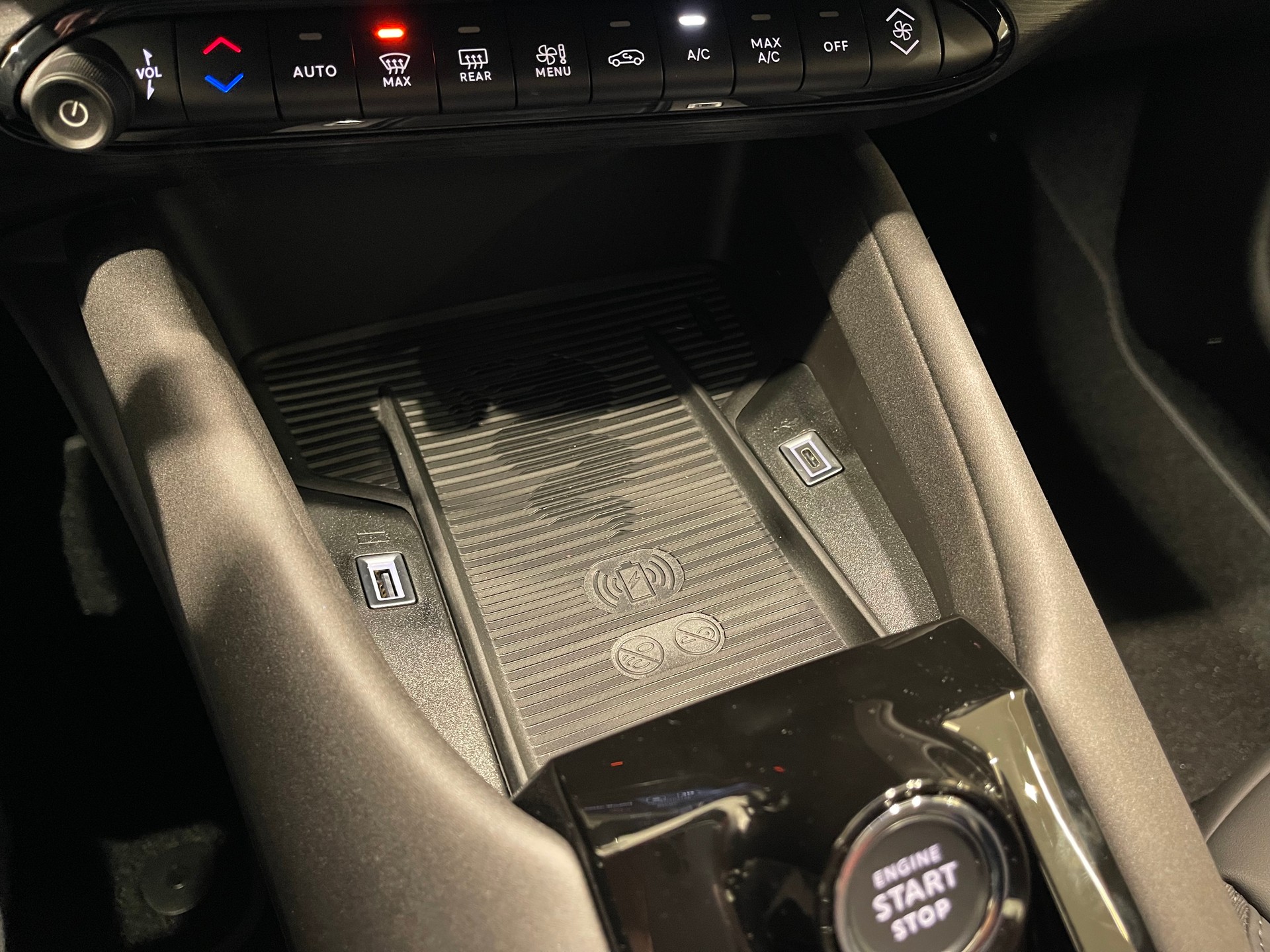 ALFA ROMEO Junior 1.2 48V Hybrid Q4-image-18