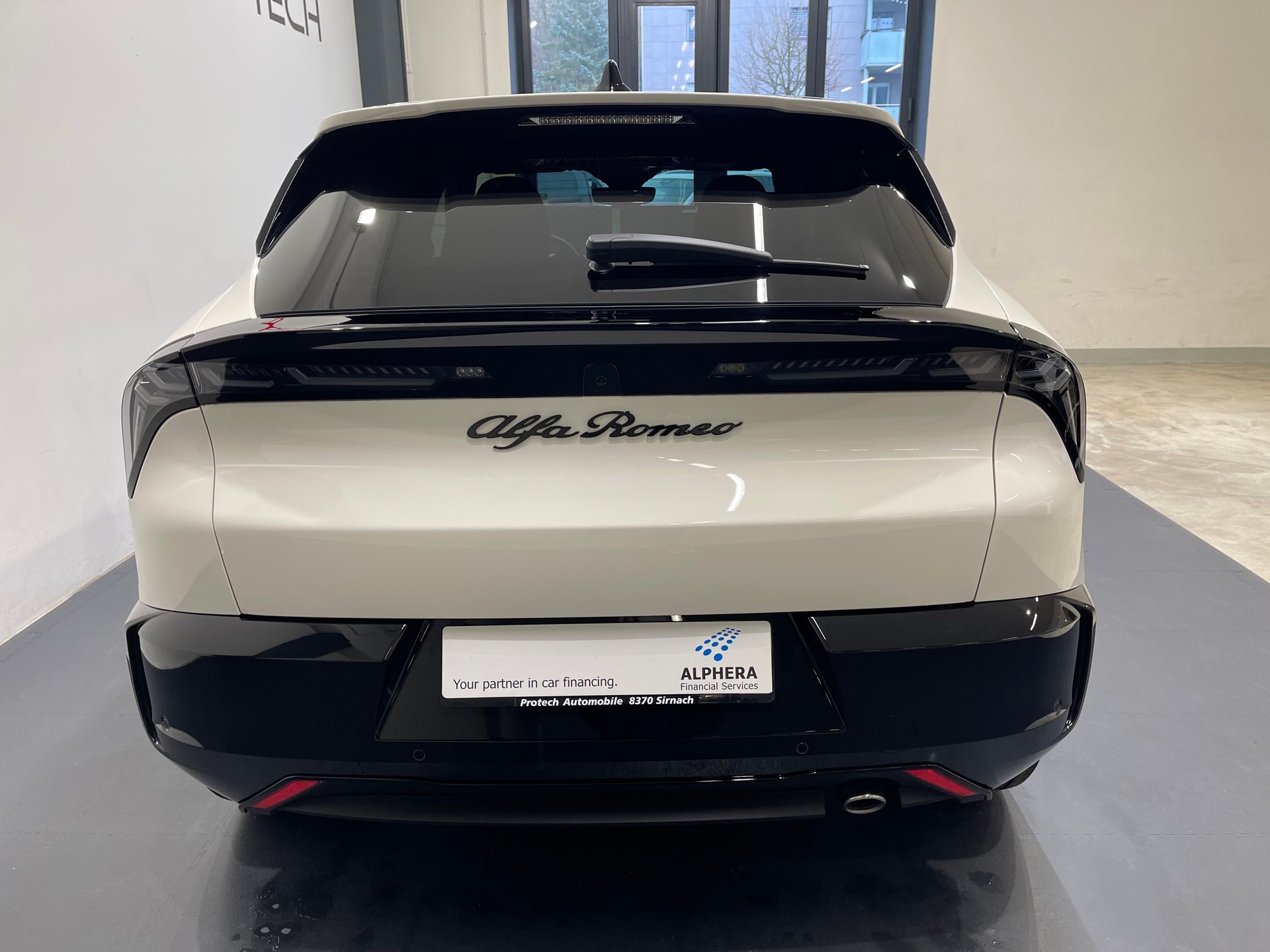 ALFA ROMEO Junior 1.2 48V Hybrid Q4-image-6