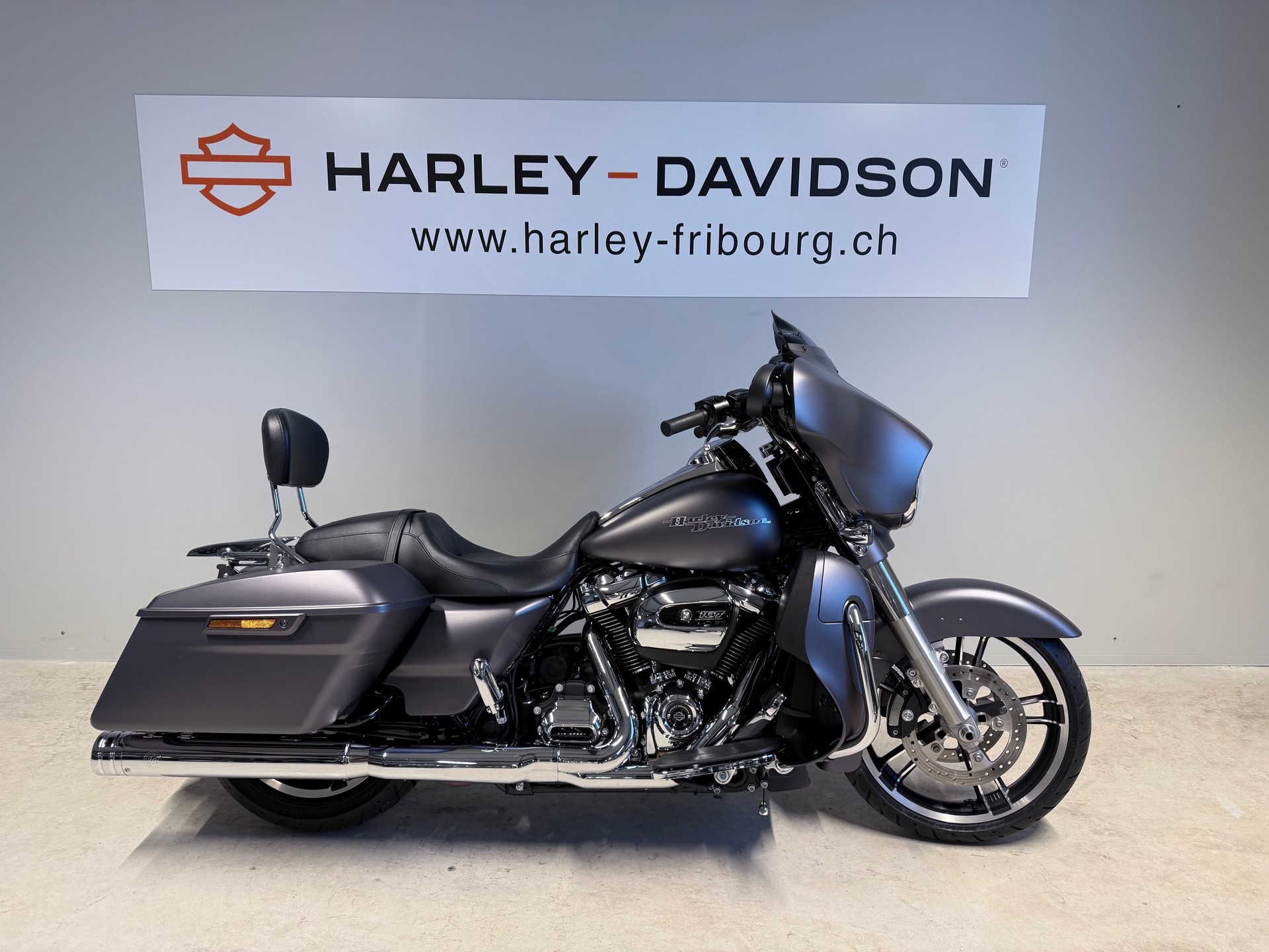 HARLEY-DAVIDSON FLHXS Street Glide Special 107 ABS
