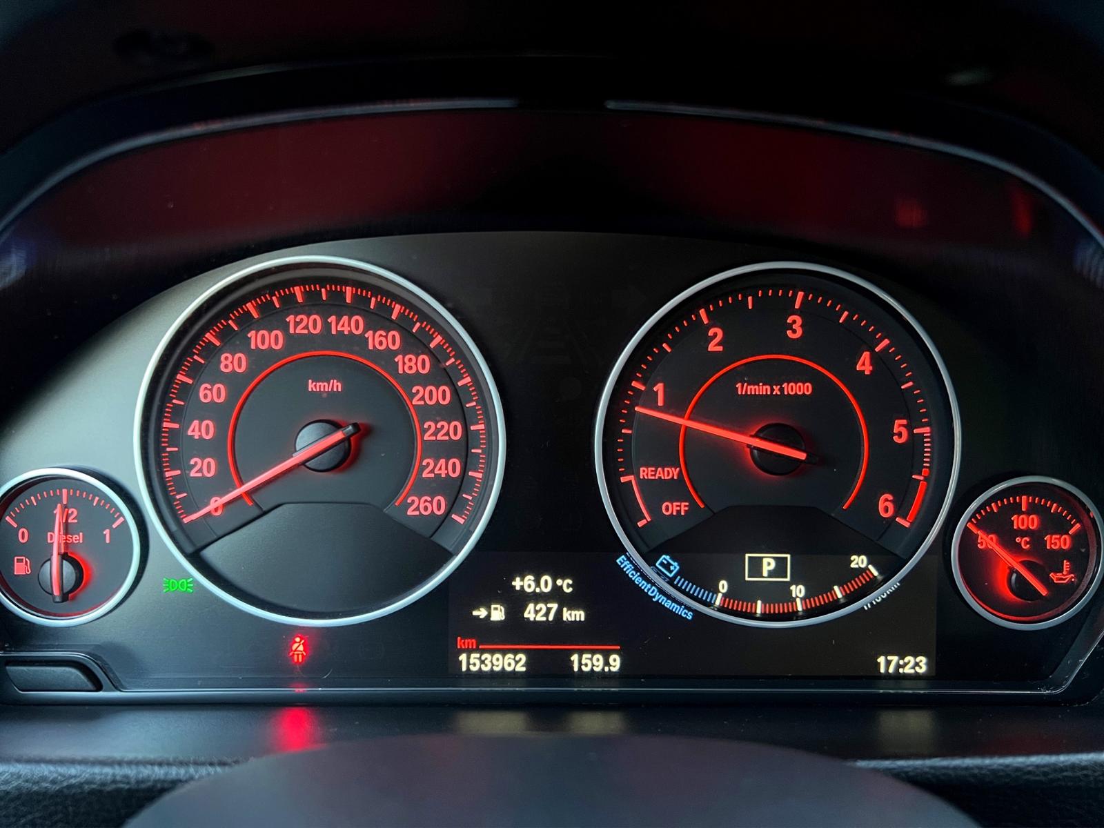 BMW 320d xDrive Touring Edition M Sport Steptronic-image-15