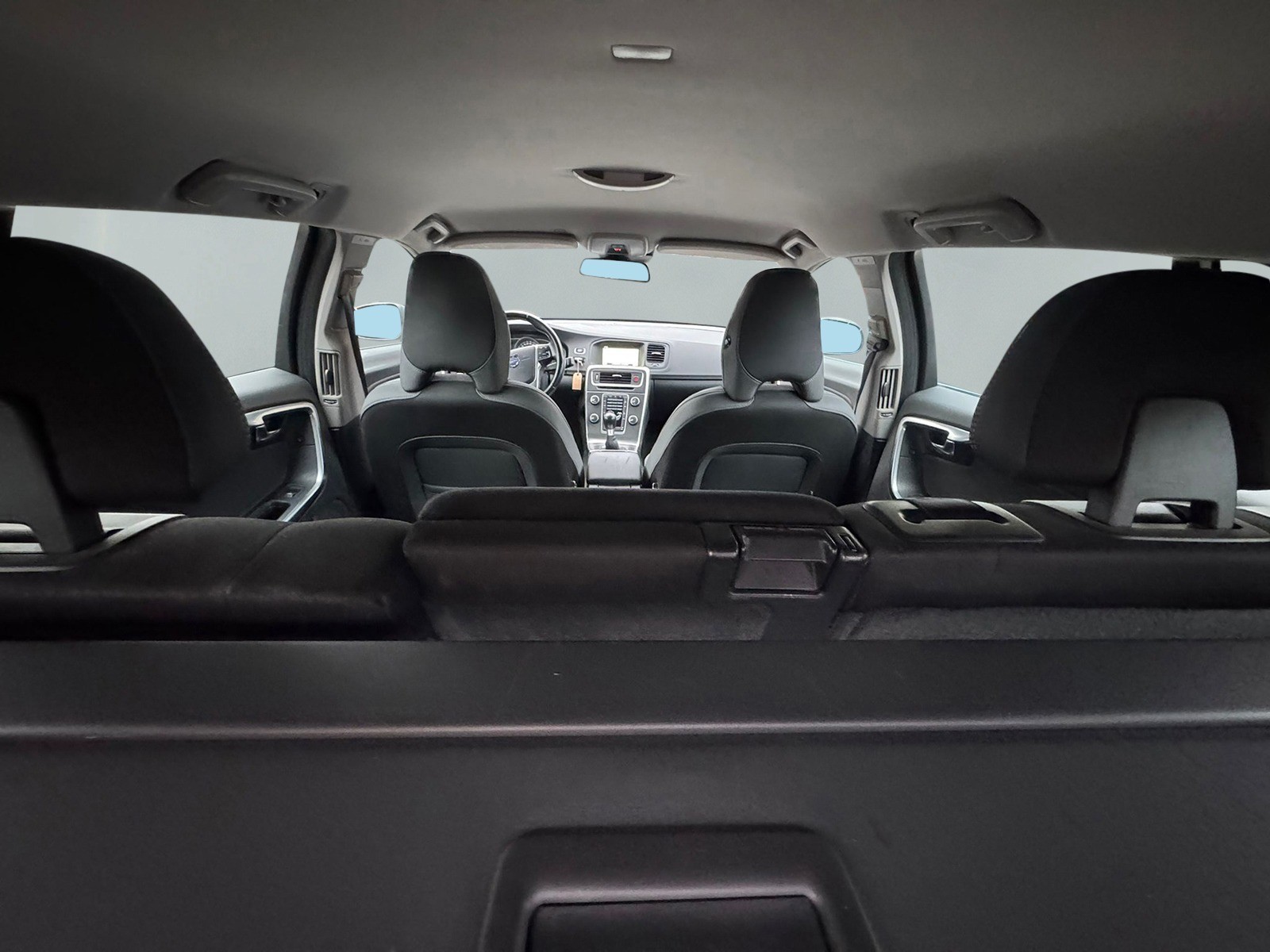 VOLVO V60 D3 Summum-image-5