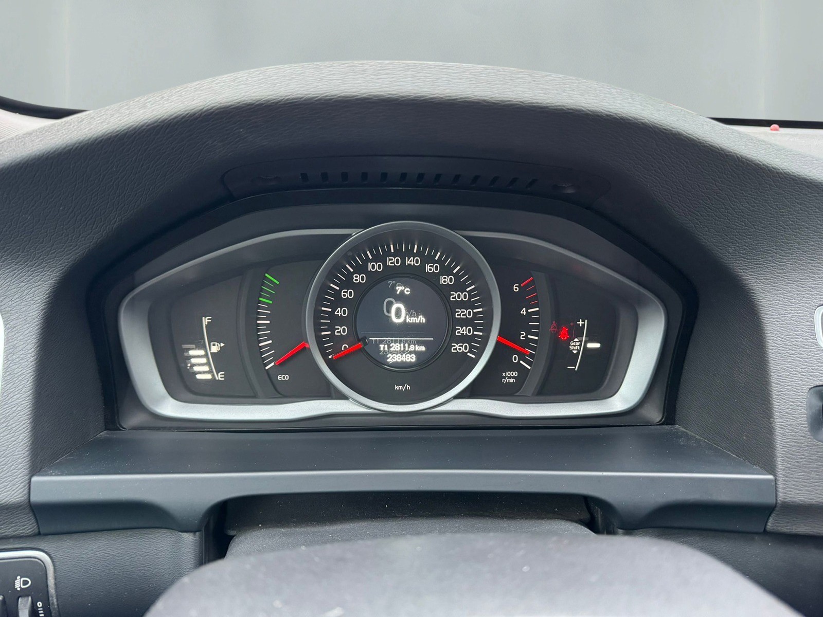VOLVO V60 D3 Summum-image-12