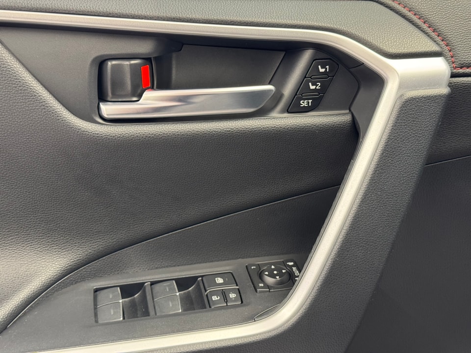 RAV4 Plug-in Hybrid 2.5 Platinum AWD-i