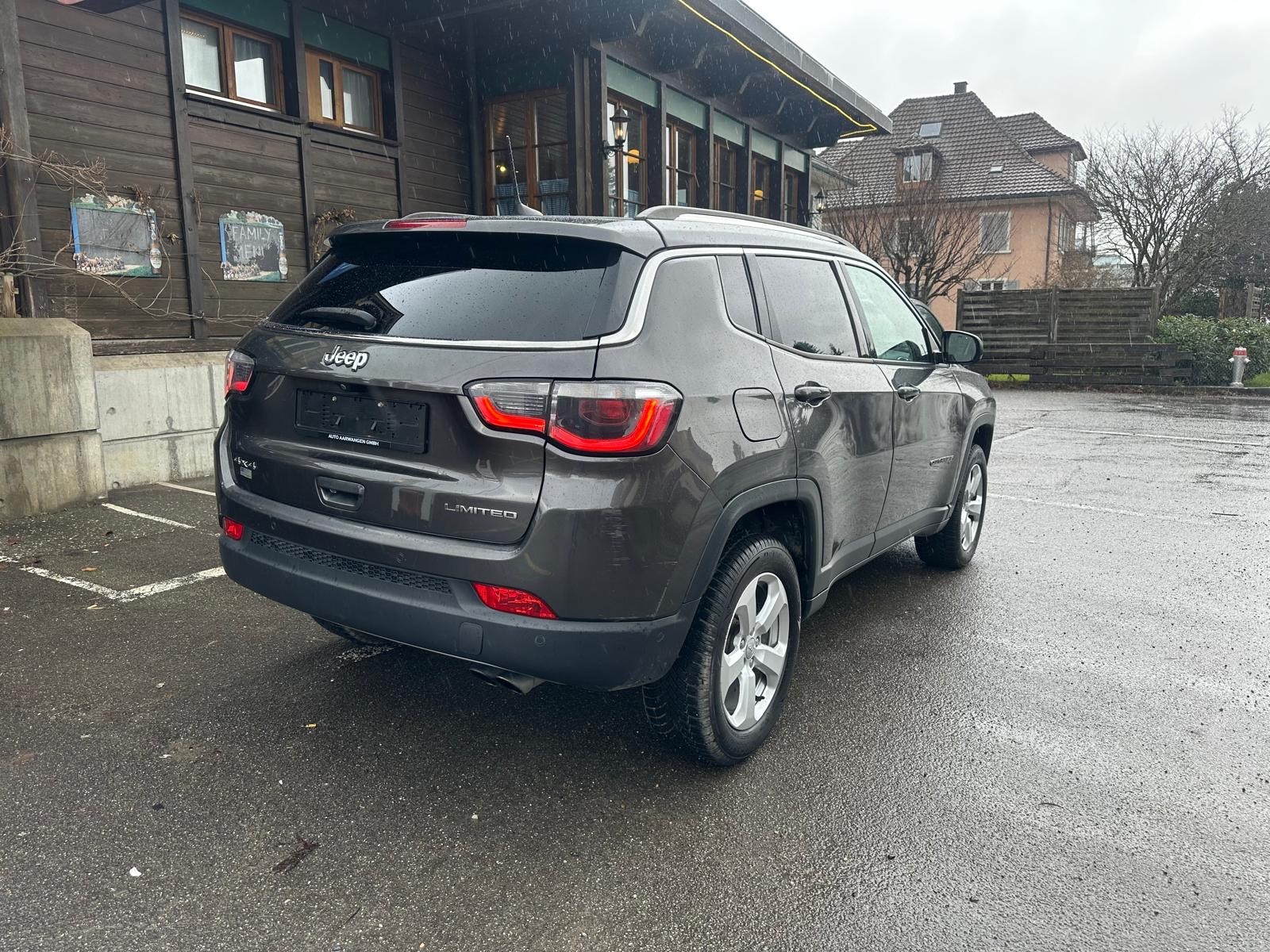 JEEP Compass 1.4 Turbo Limited AWD 9ATX-image-2