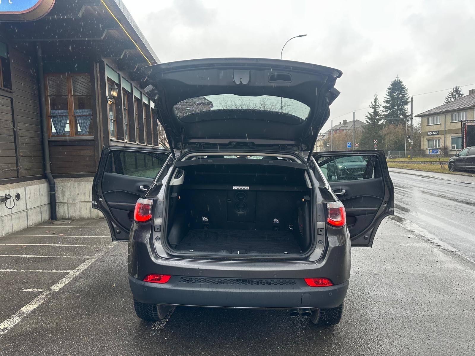 JEEP Compass 1.4 Turbo Limited AWD 9ATX-image-6