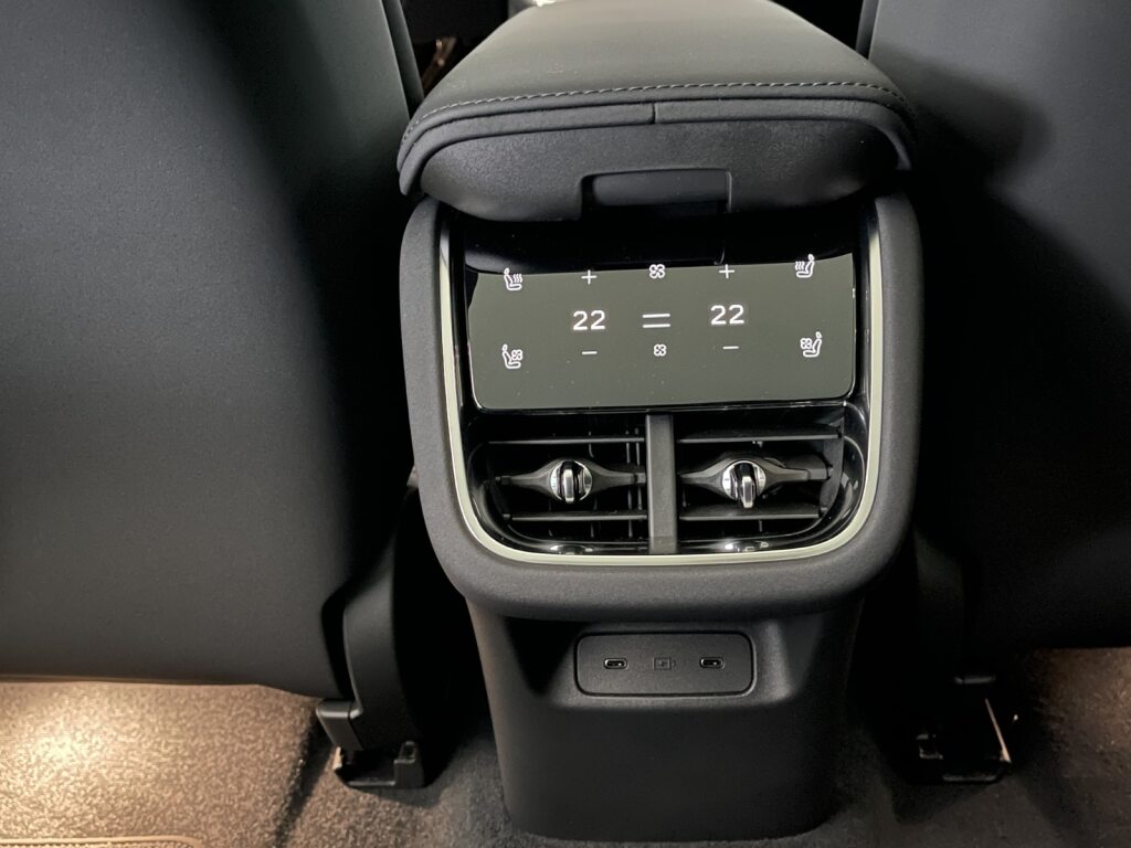 VOLVO ES90 Single Motor Extended Range Ultra-image-9