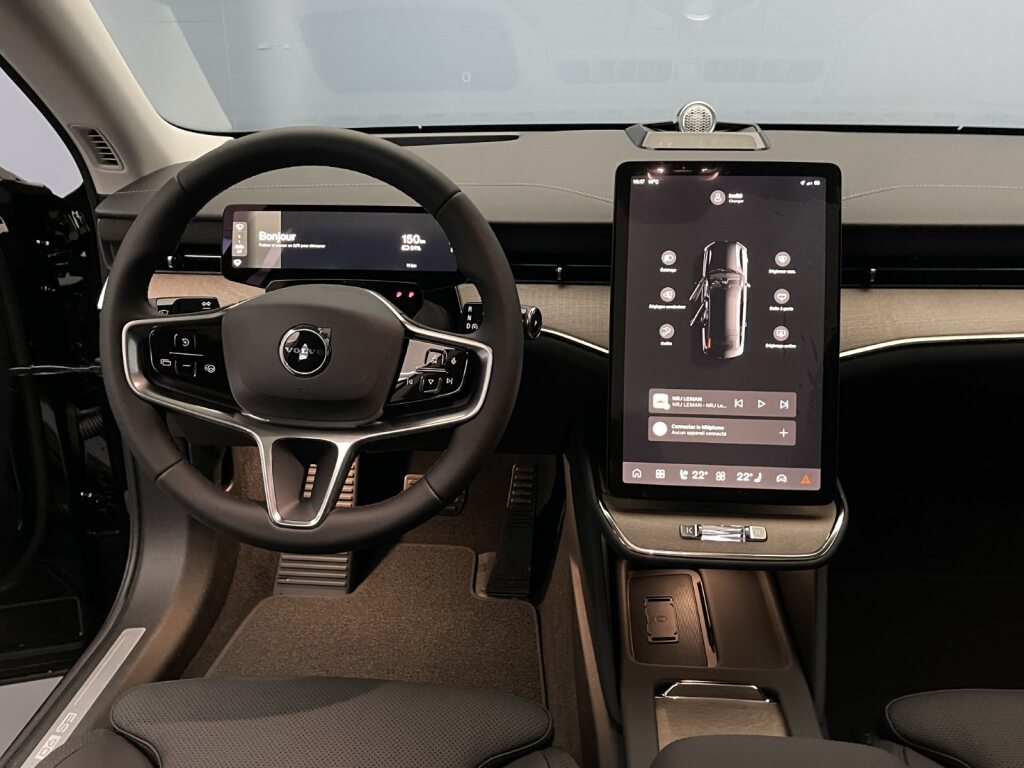 VOLVO ES90 Single Motor Extended Range Ultra-image-8