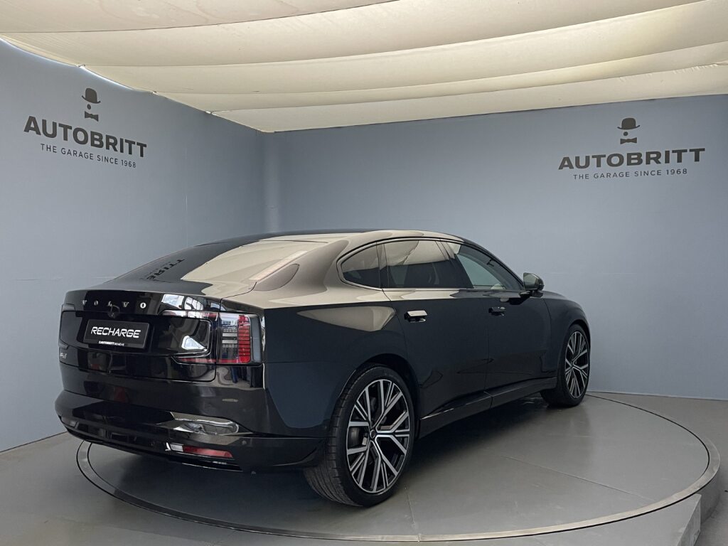 VOLVO ES90 Single Motor Extended Range Ultra-image-2