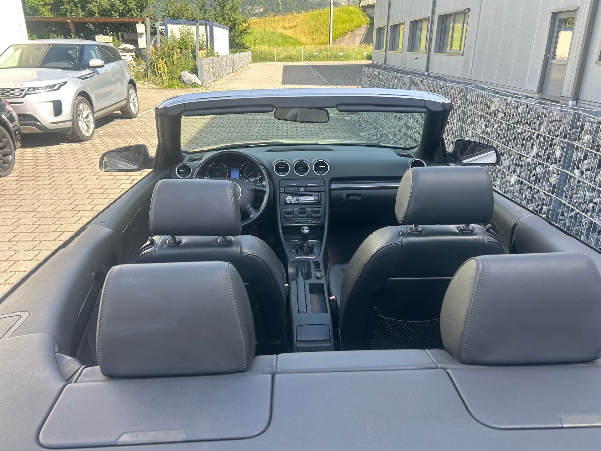 AUDI A4 Cabriolet 1.8 Turbo-image-10