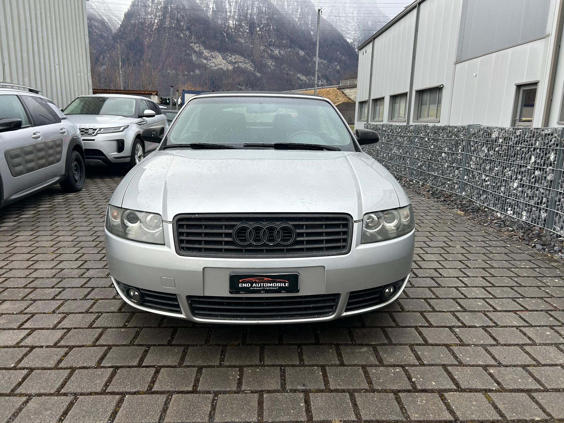 AUDI A4 Cabriolet 1.8 Turbo-image-0