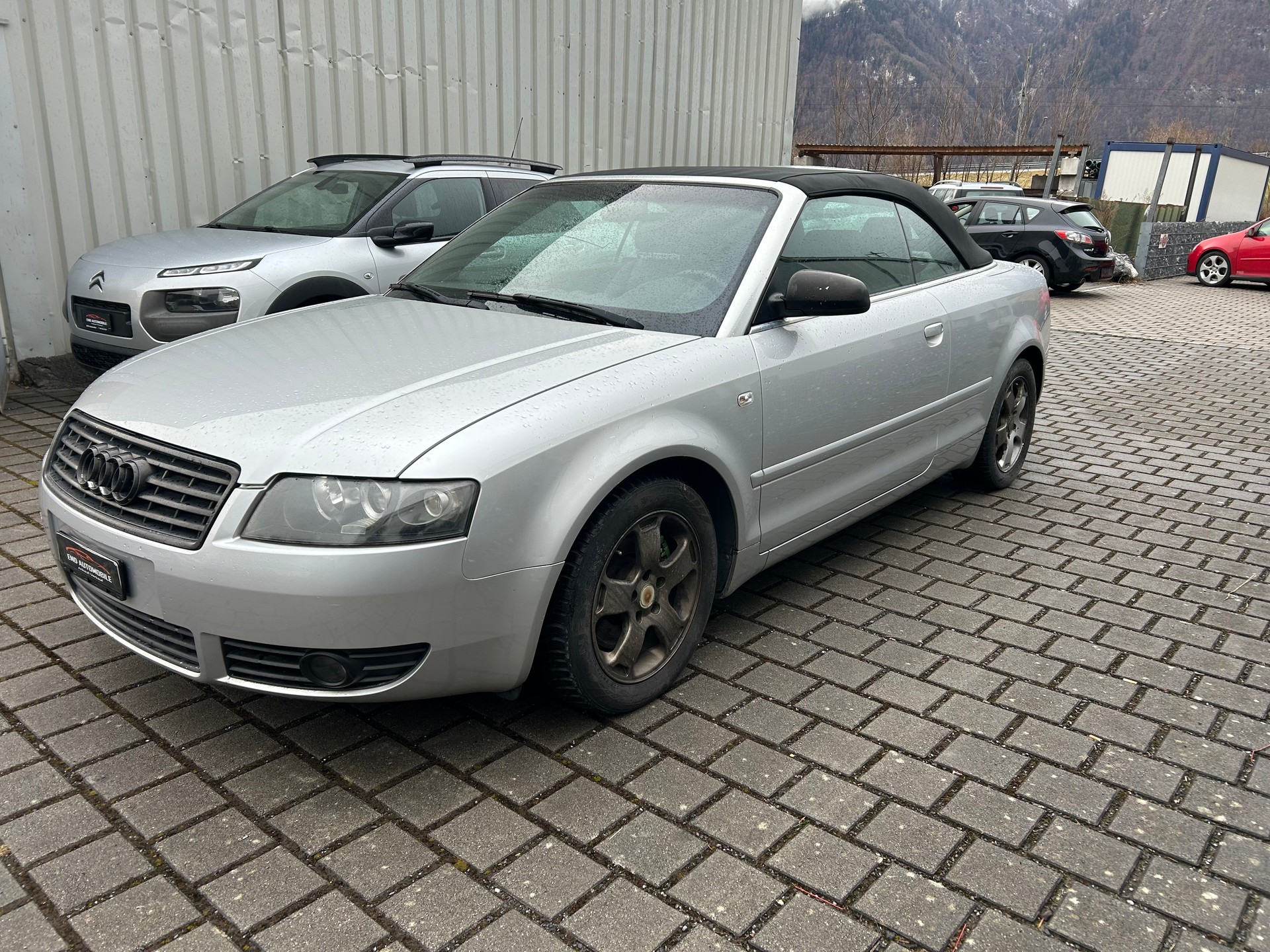 AUDI A4 Cabriolet 1.8 Turbo-image-1