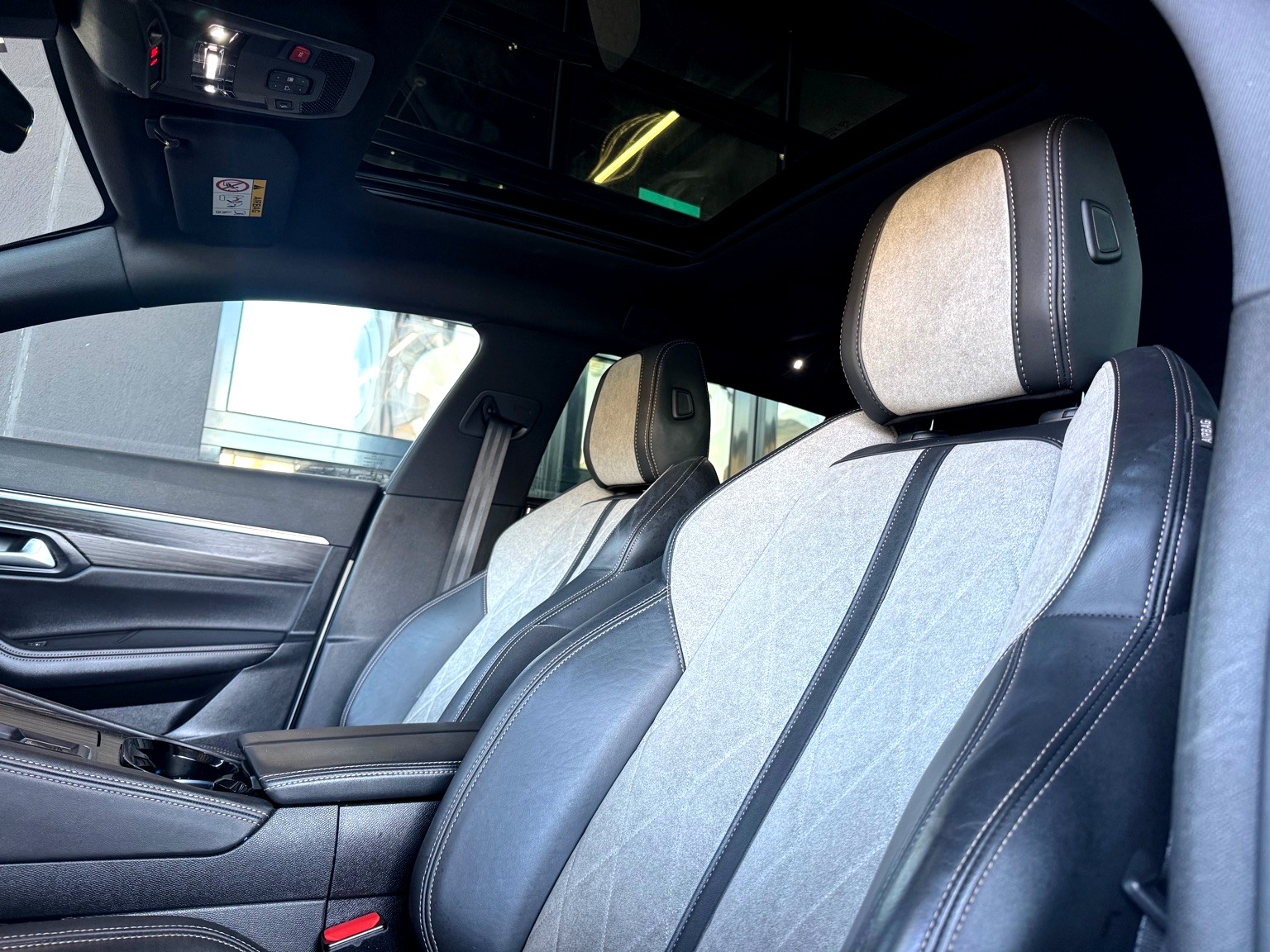 PEUGEOT 508 SW 1.6 PHEV GT EAT8-image-10