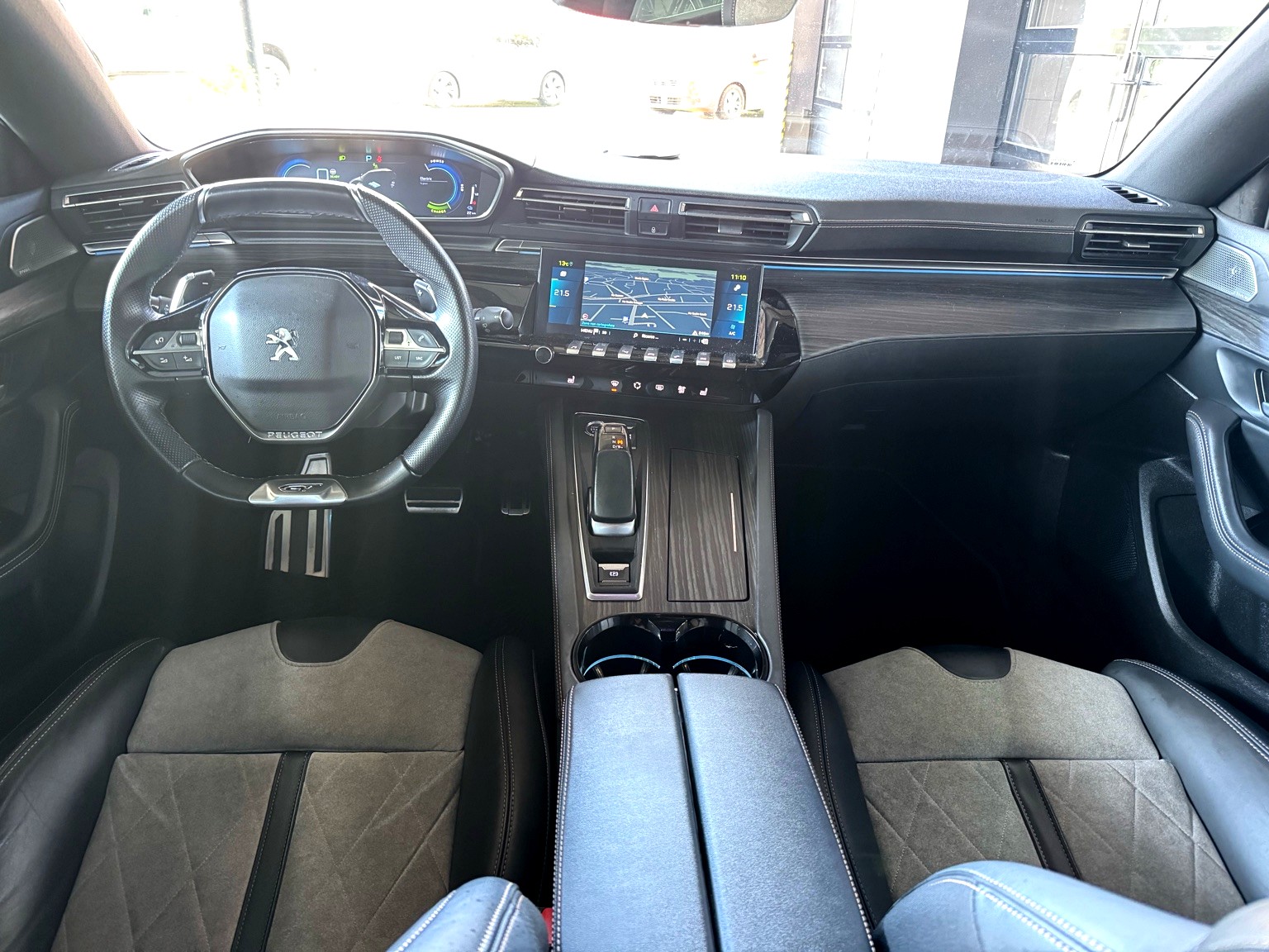 PEUGEOT 508 SW 1.6 PHEV GT EAT8-image-5