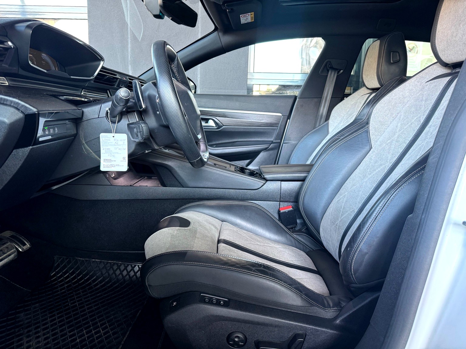 PEUGEOT 508 SW 1.6 PHEV GT EAT8-image-9