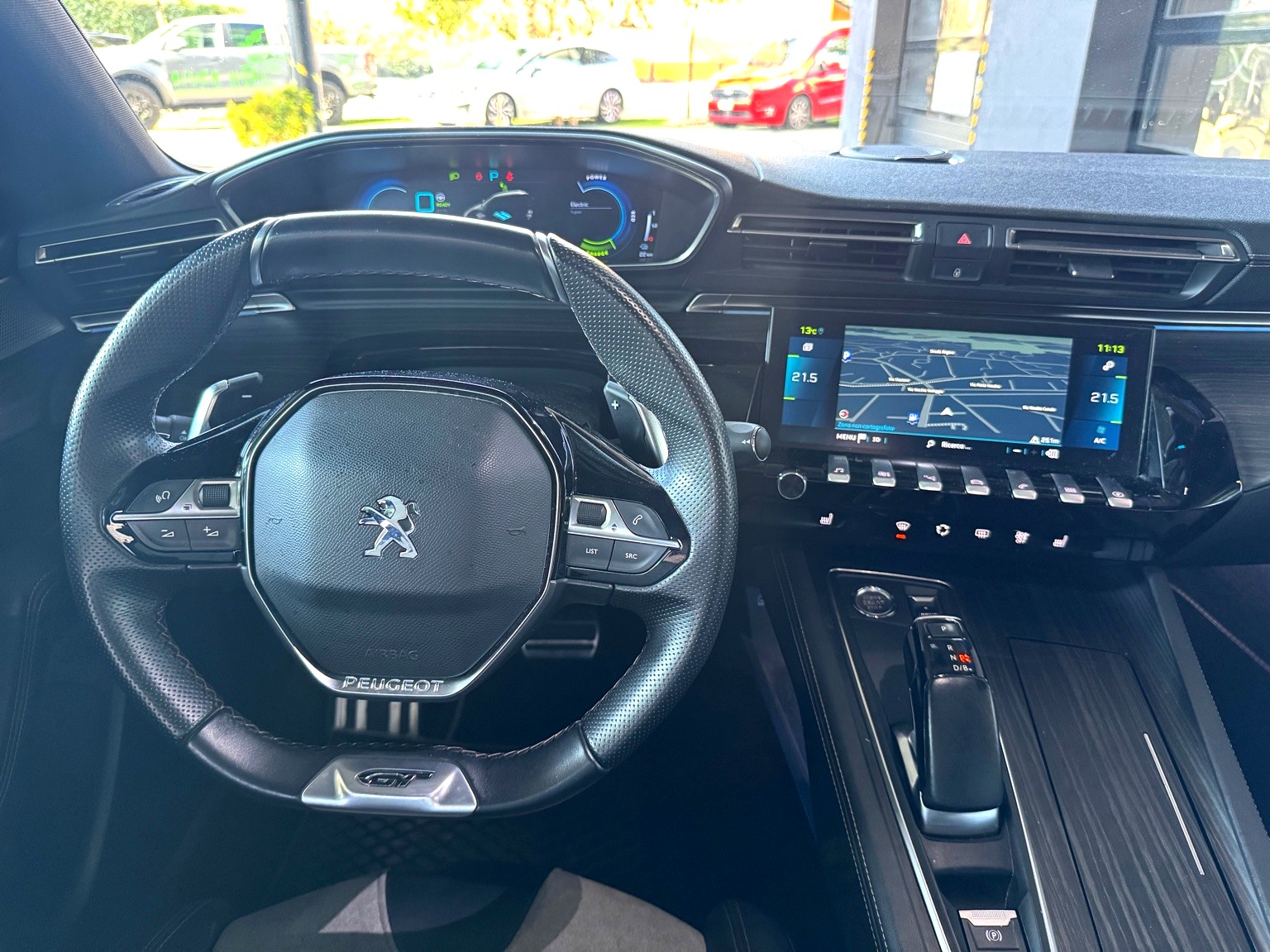 PEUGEOT 508 SW 1.6 PHEV GT EAT8-image-11