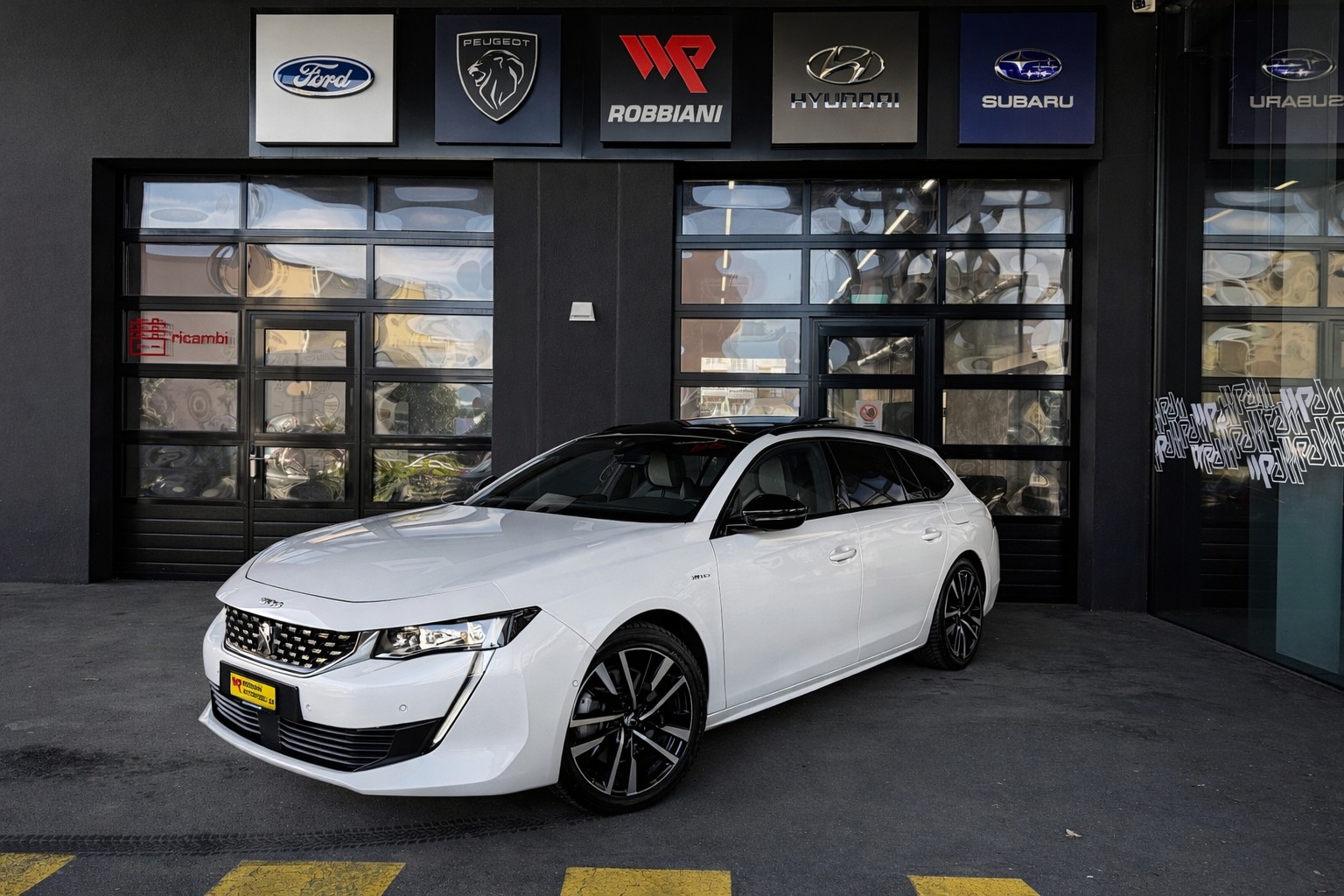 PEUGEOT 508 SW 1.6 PHEV GT EAT8-image-0