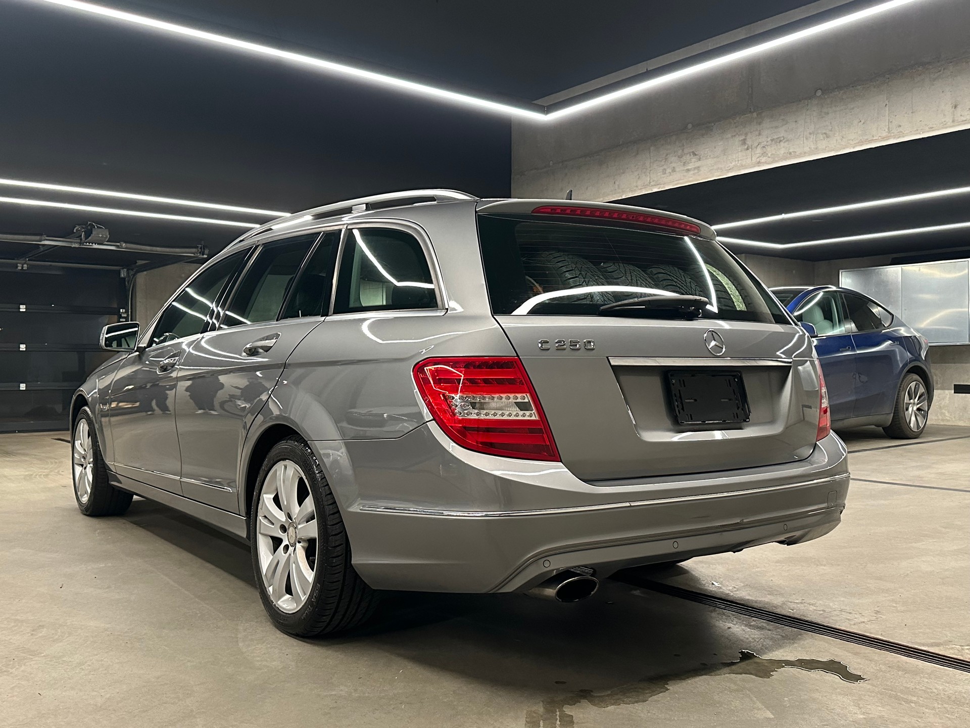 MERCEDES-BENZ C 250 CDI BlueEfficiency Avantgarde Automatic-image-2