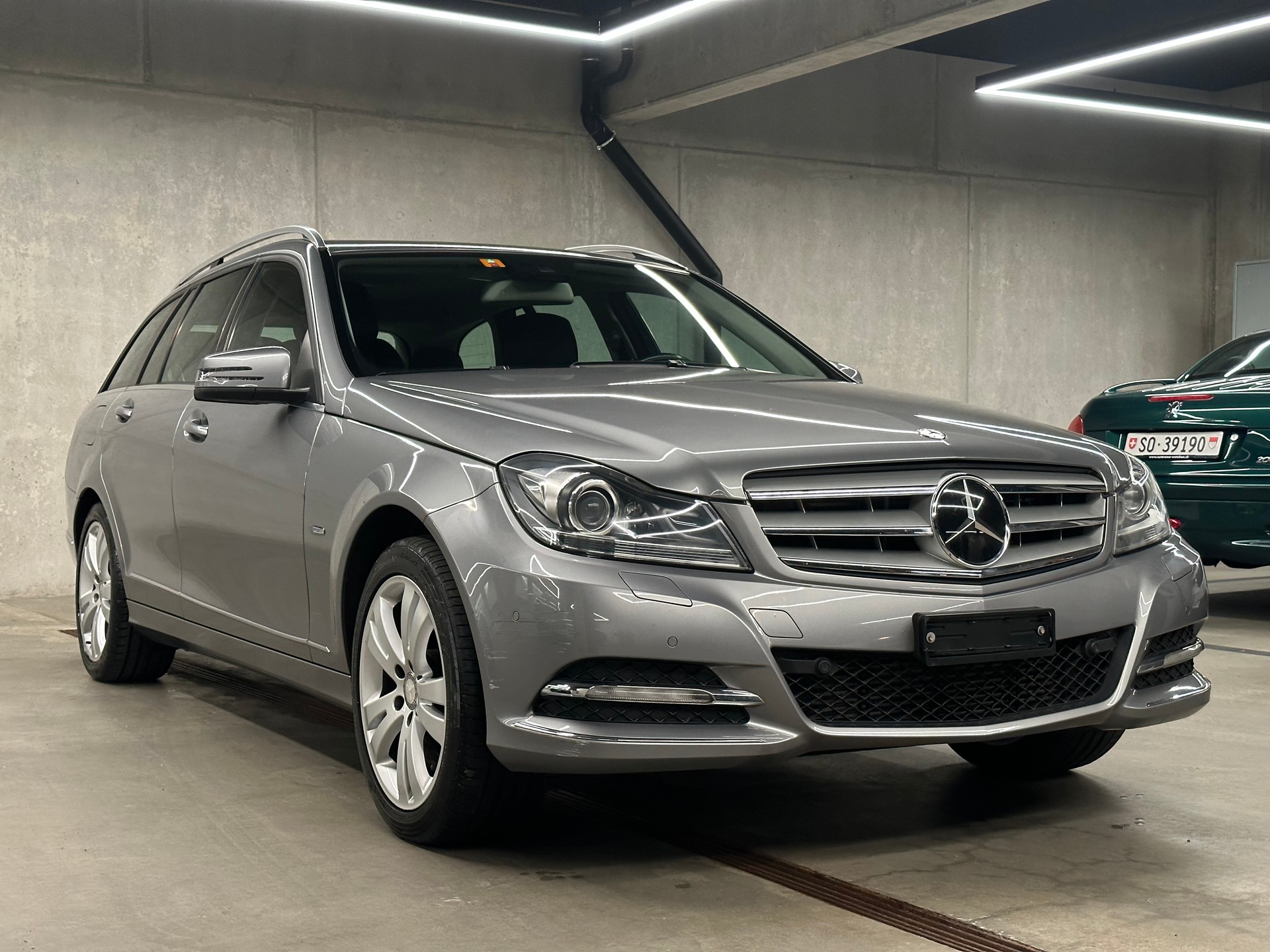 MERCEDES-BENZ C 250 CDI BlueEfficiency Avantgarde Automatic-image-1