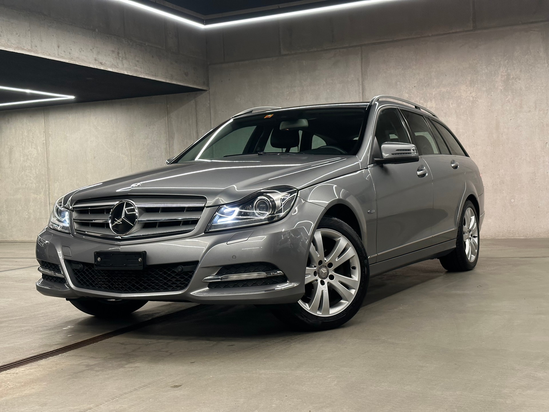 MERCEDES-BENZ C 250 CDI BlueEfficiency Avantgarde Automatic-image-0
