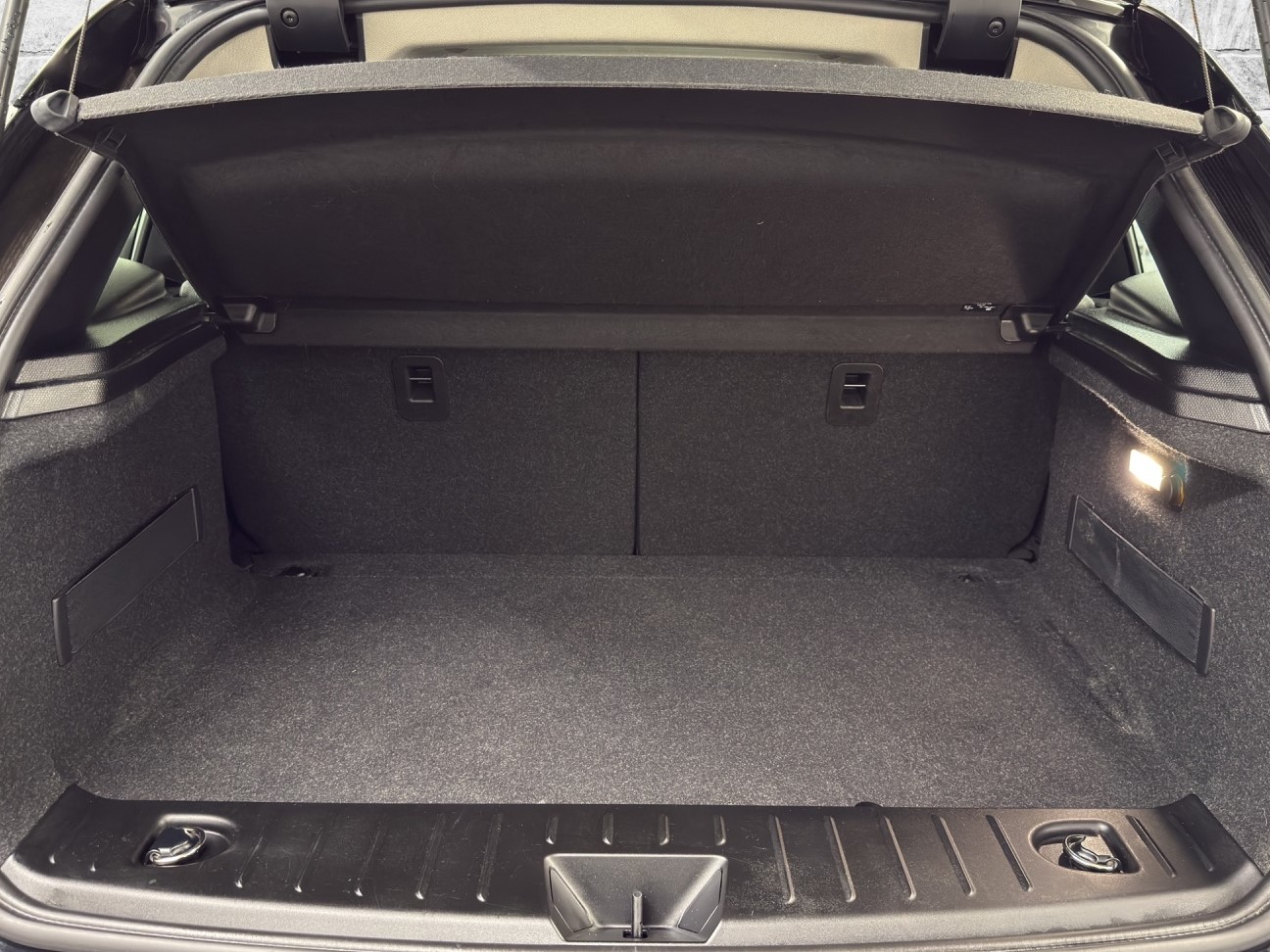 BMW i3s (120Ah)-image-22