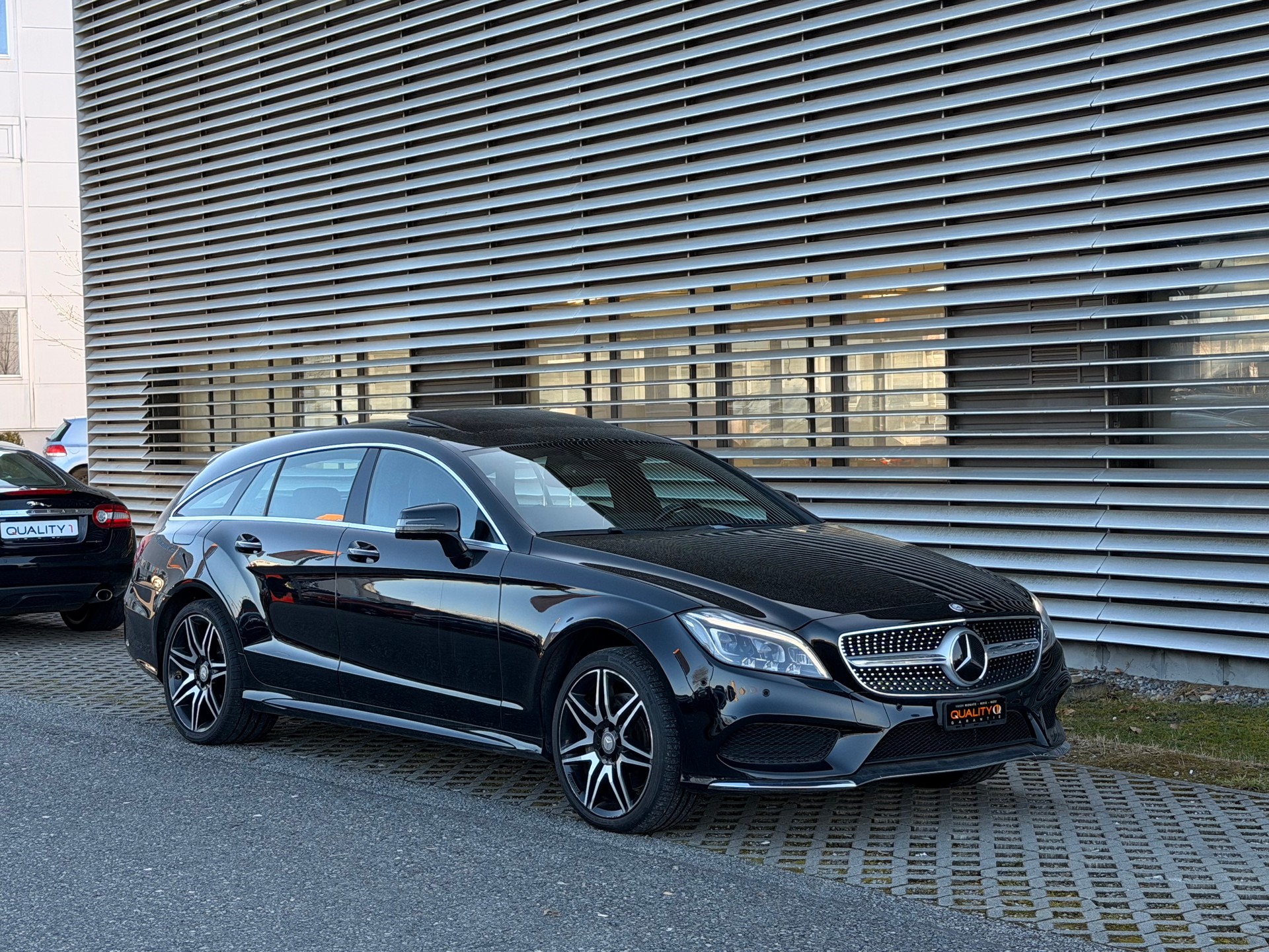 MERCEDES-BENZ CLS Shooting Brake 400 4Matic 7G-Tronic AMG- Line