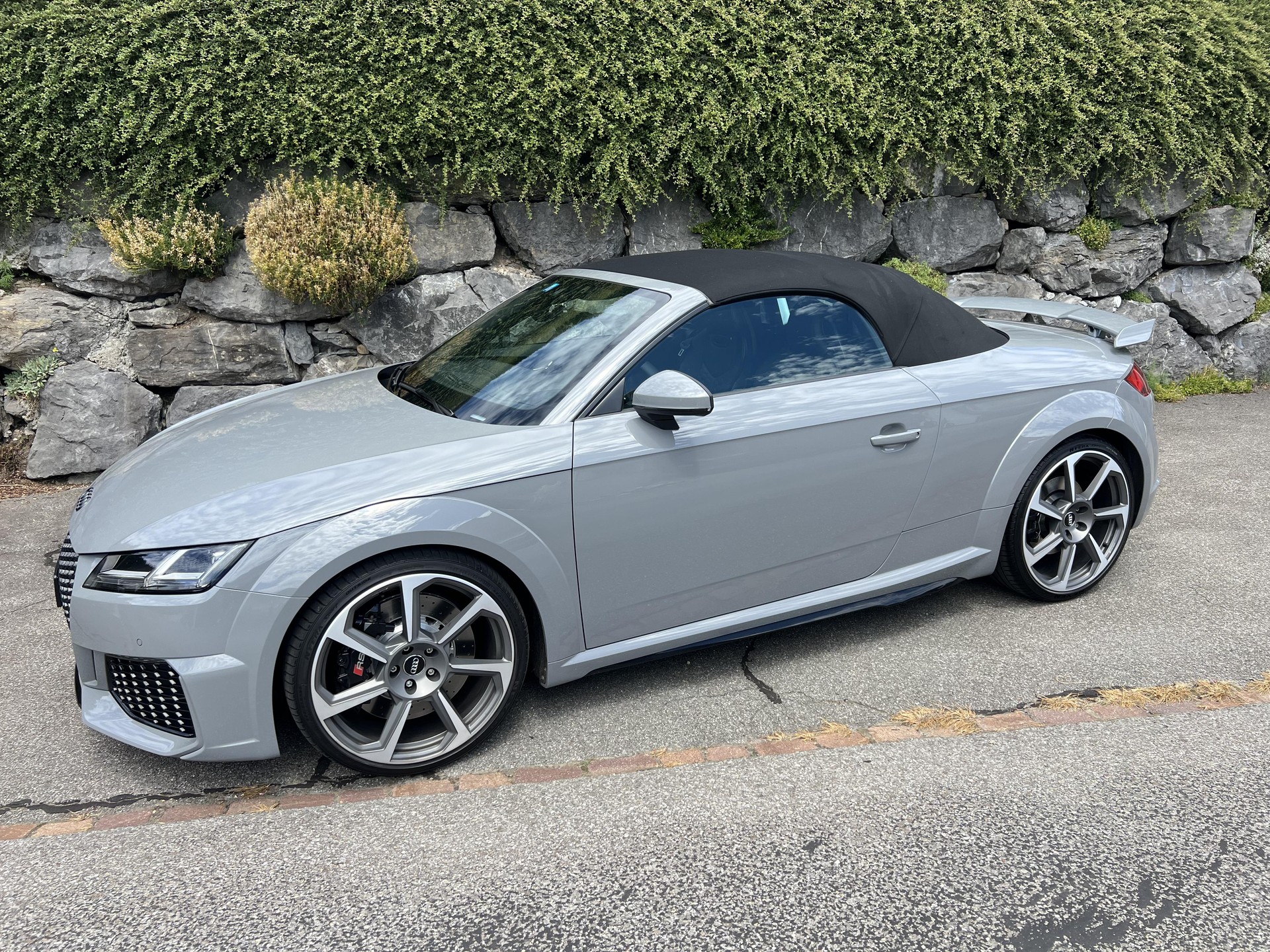AUDI TT Roadster TTRS S-tronic-image-1