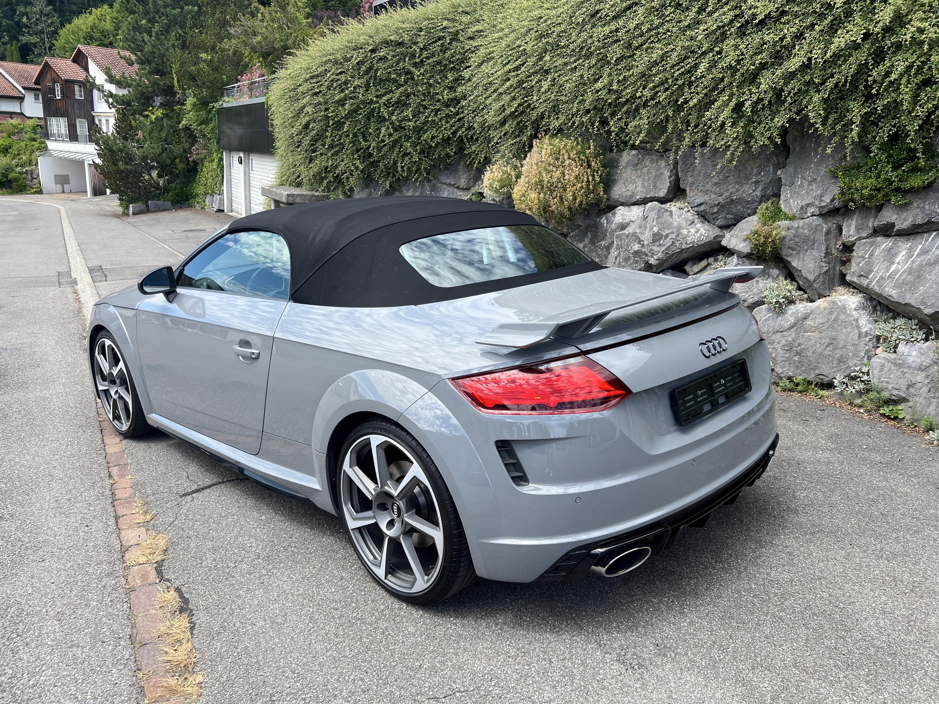 AUDI TT Roadster TTRS S-tronic-image-10