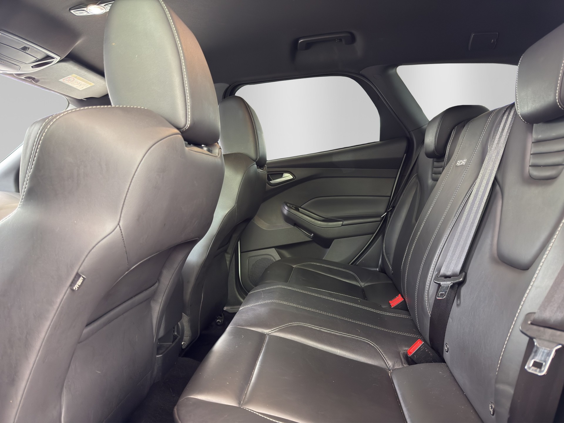 FORD Focus 2.0 TDCi ST3 Powershift-image-13