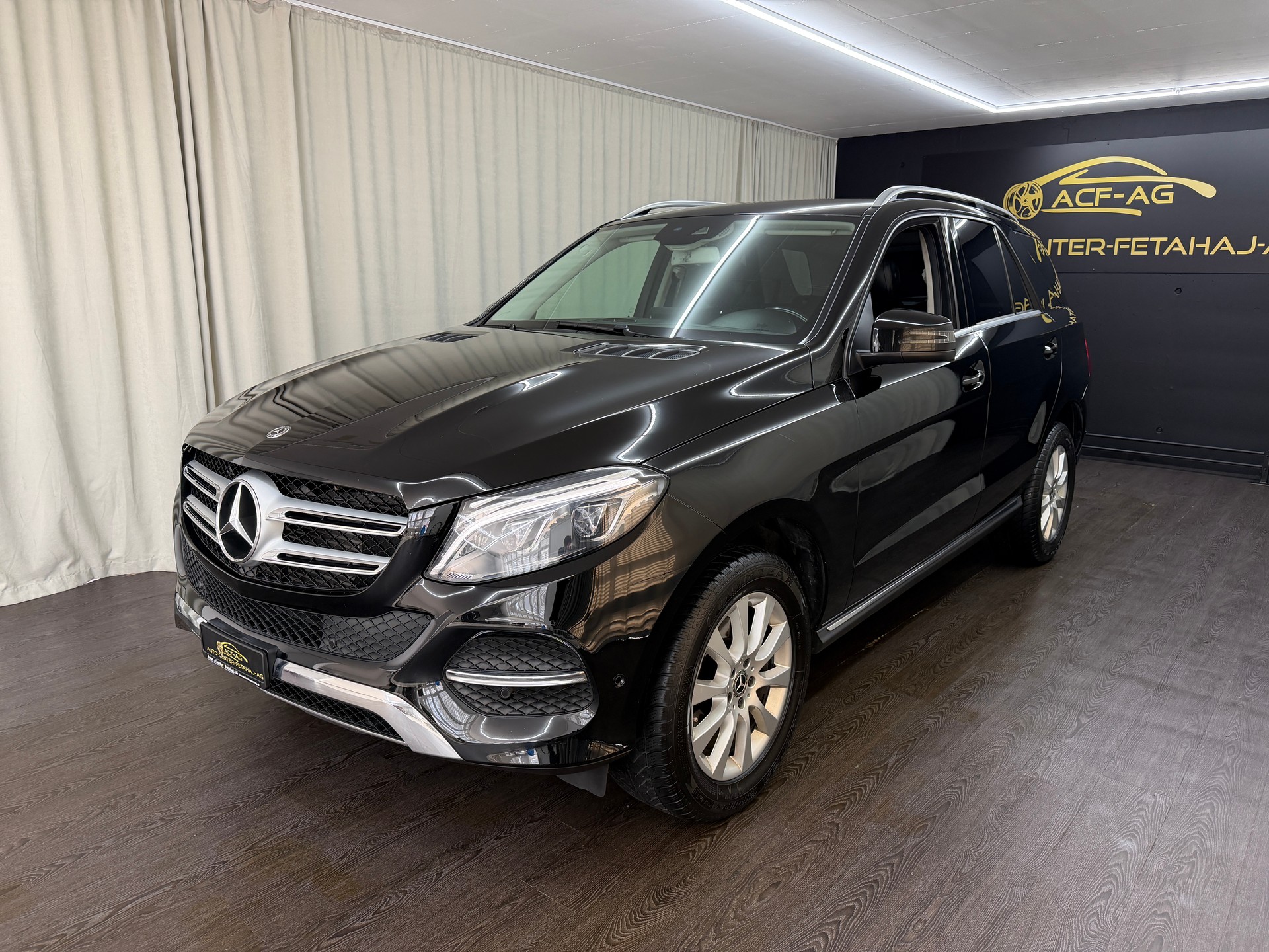 MERCEDES-BENZ GLE 250 d Executive 4Matic 9G-Tronic-image-0